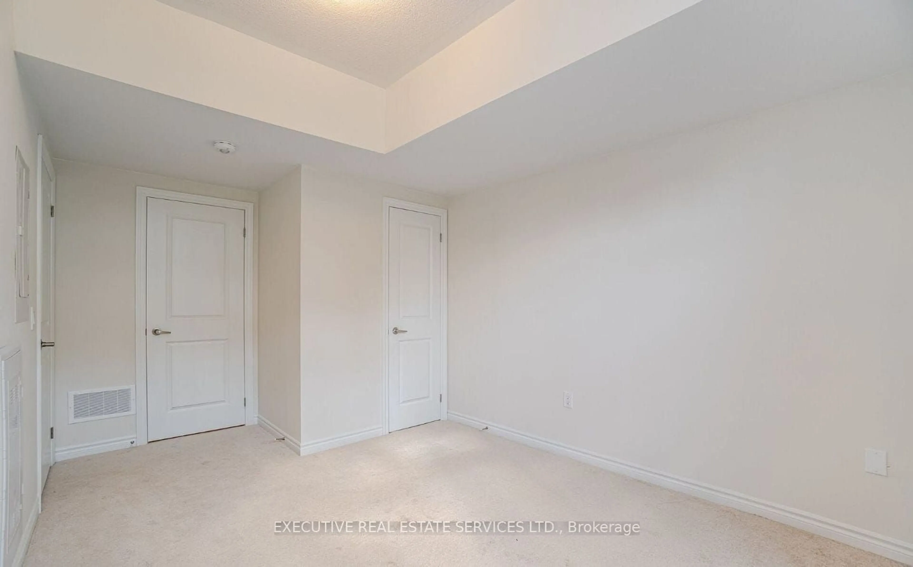 A pic of a room, not visible floor for 20 Halliford Pl #101, Brampton Ontario L6P 4R1