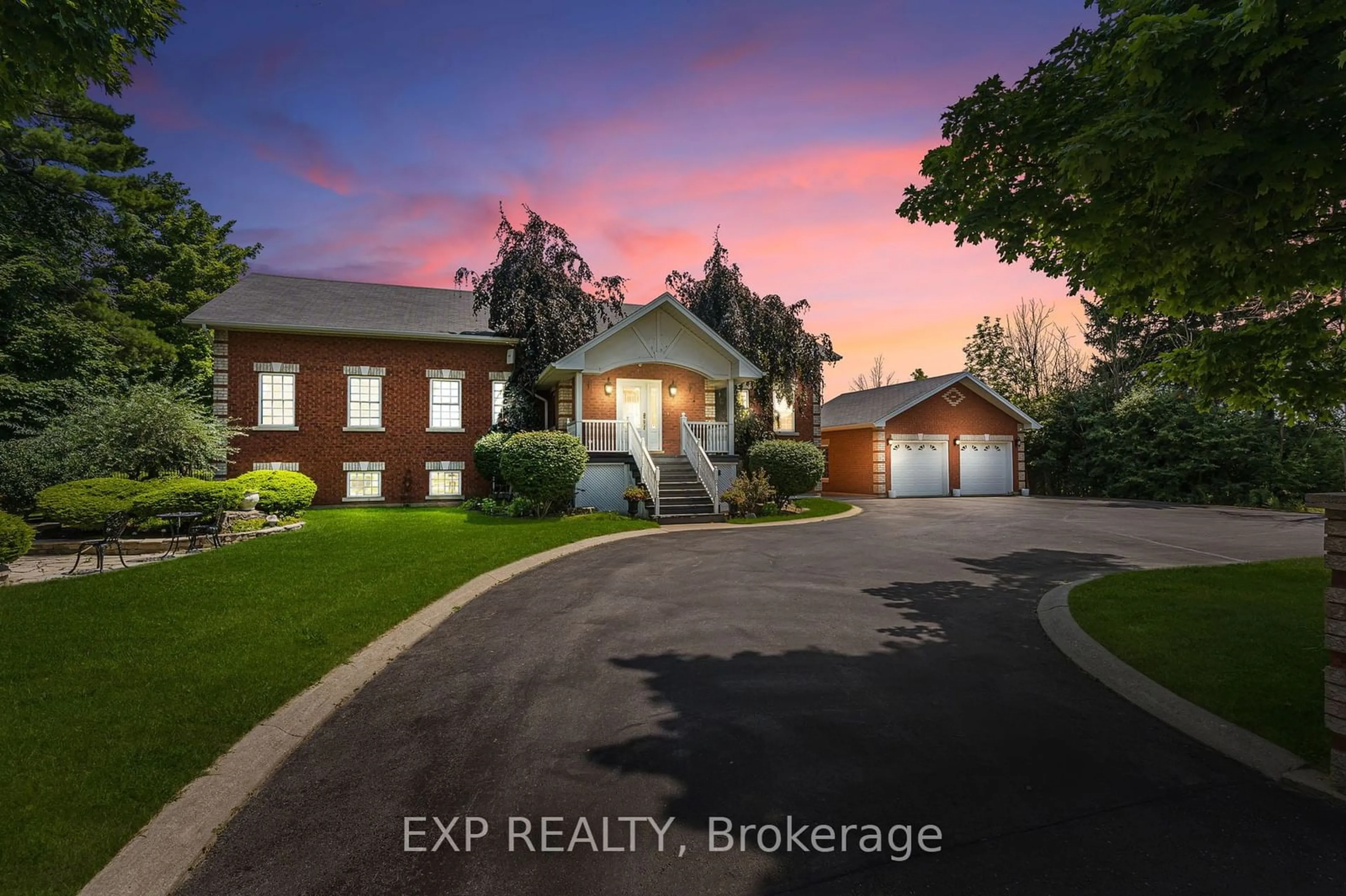 Frontside or backside of a home for 15260 Regional 10 Rd, Halton Hills Ontario L0P 1K0