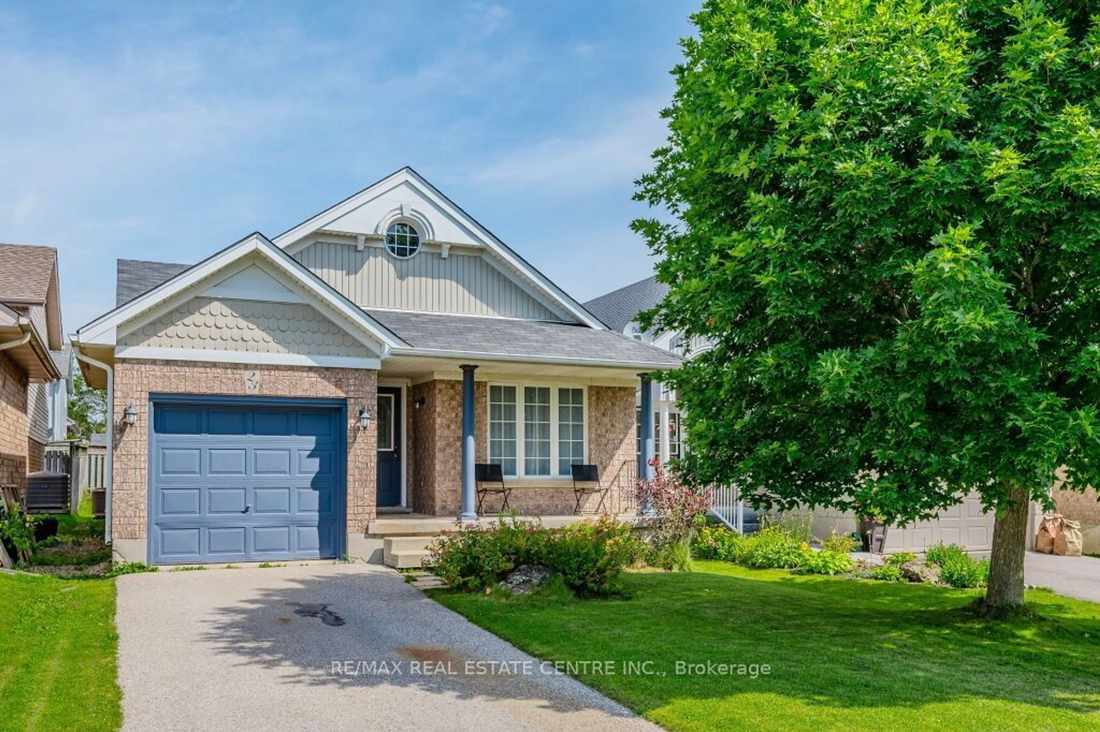 Frontside or backside of a home, cottage for 23 Appleton Dr, Orangeville Ontario L9W 5C3