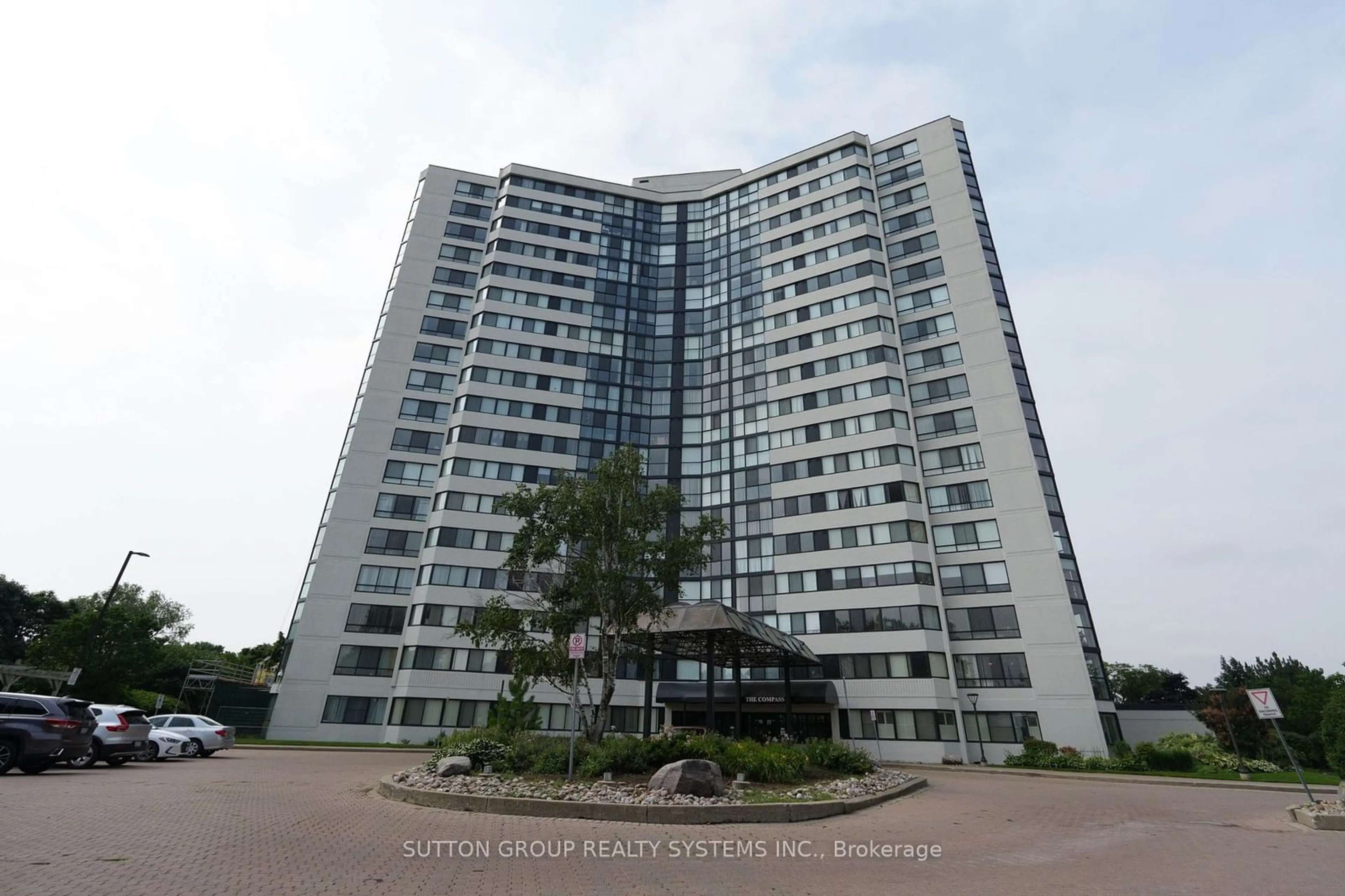 A pic from exterior of the house or condo for 1360 Rathburn Rd #809, Mississauga Ontario L4W 4H4