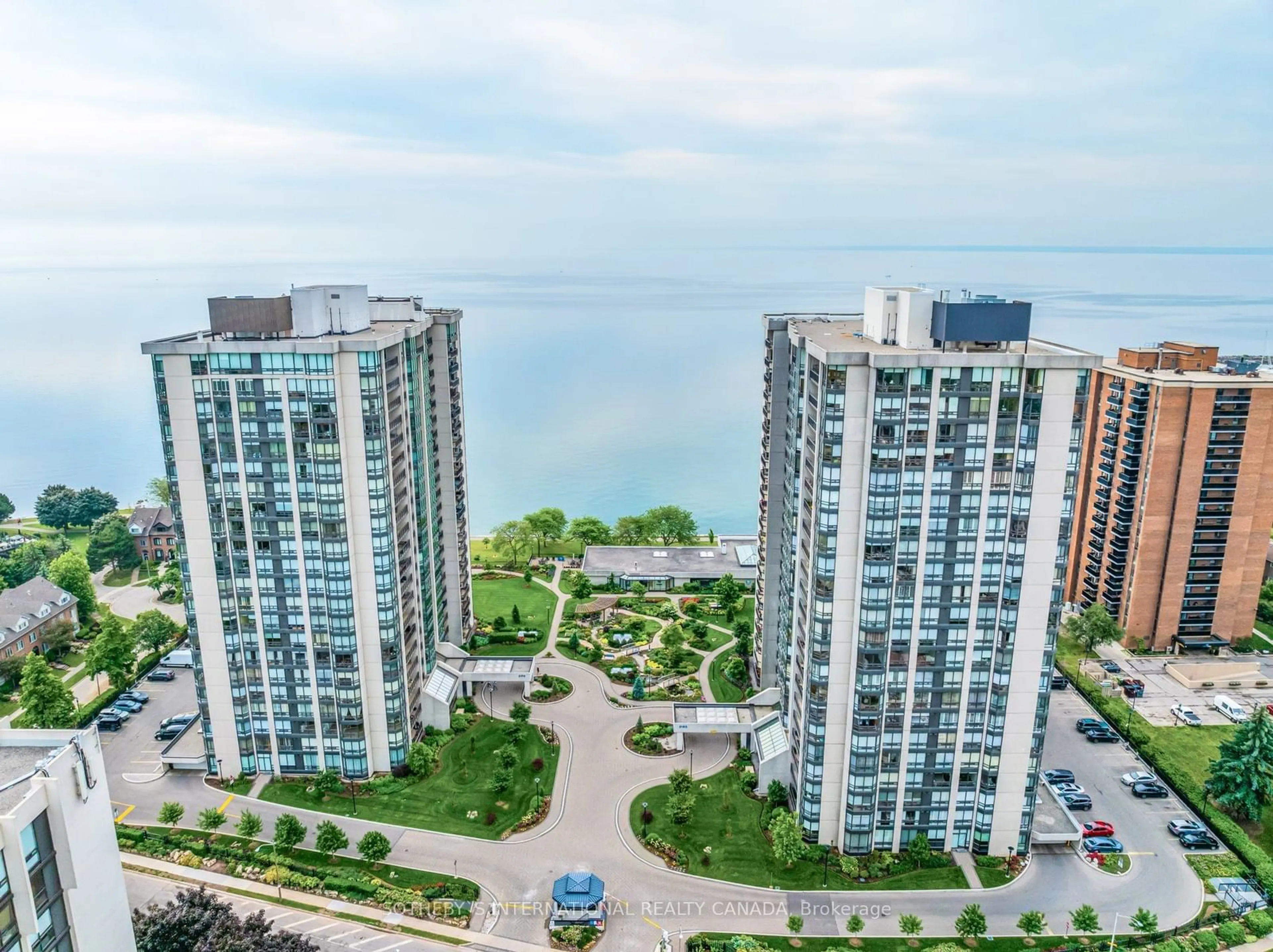 A pic from exterior of the house or condo, lake for 2170 Marine Dr #1702, Oakville Ontario L6L 5V1