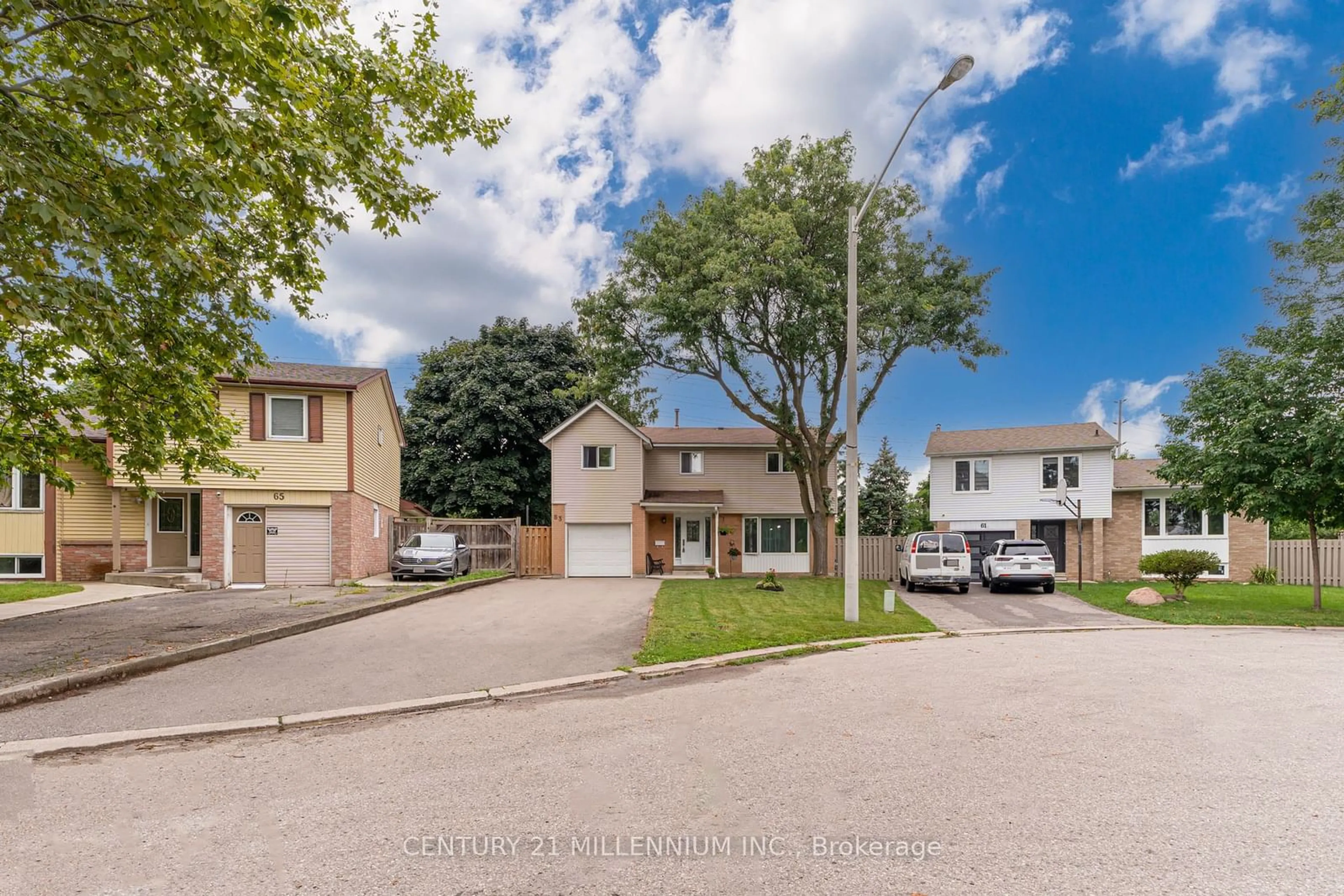 A pic from exterior of the house or condo for 63 Mancroft Cres, Brampton Ontario L6S 2V2