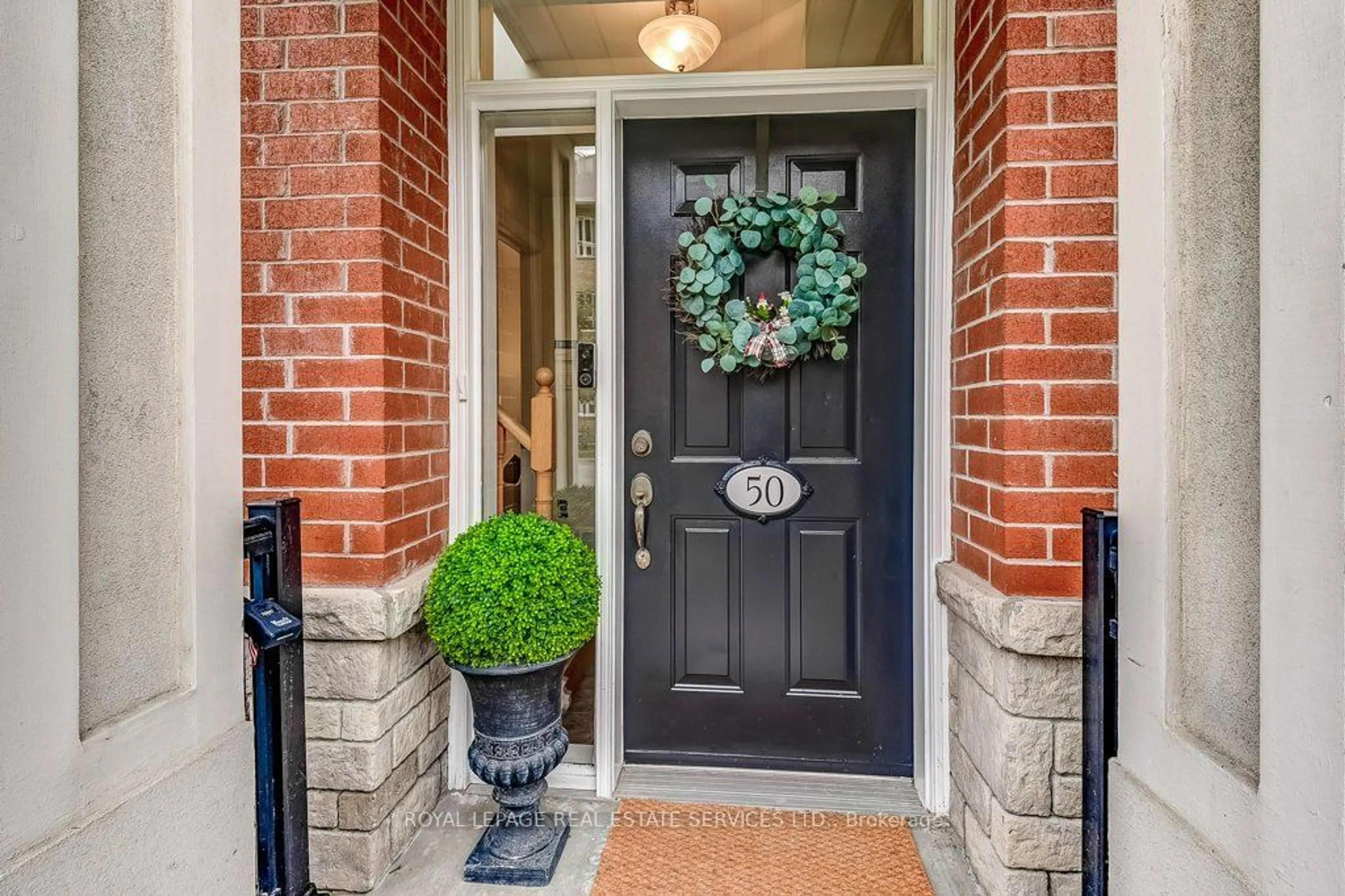 Indoor entryway for 50 Resurrection Rd #61, Toronto Ontario M9A 5H1