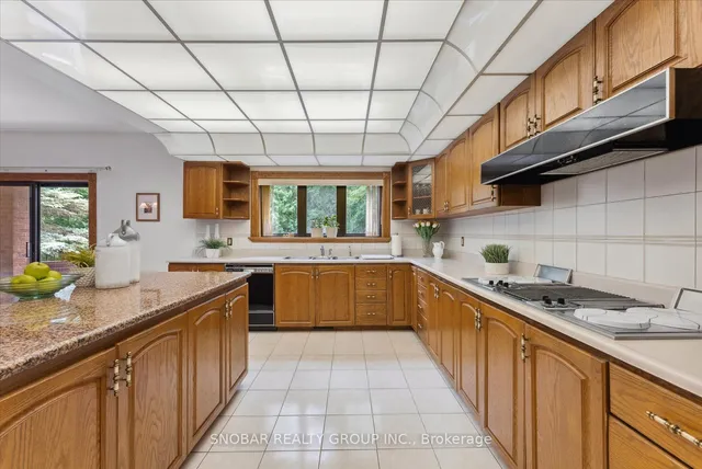 Additional property image - 5 Weston Wood Rd