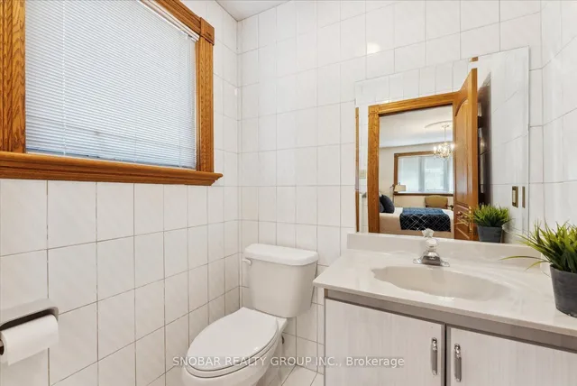 Additional property image - 5 Weston Wood Rd
