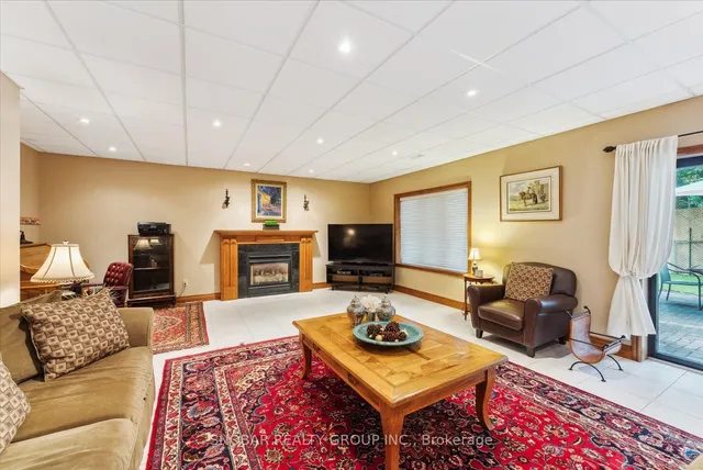 Additional property image - 5 Weston Wood Rd