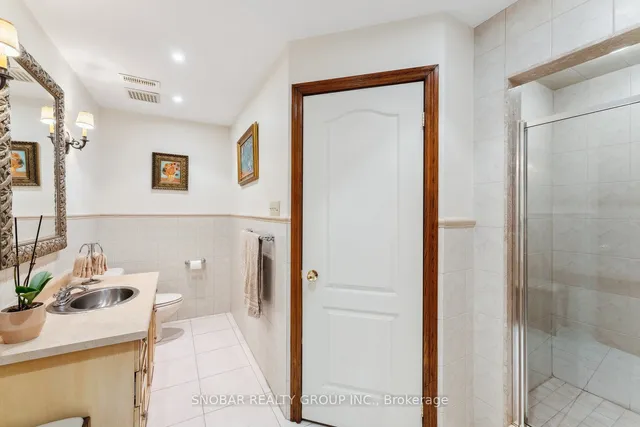 Additional property image - 5 Weston Wood Rd