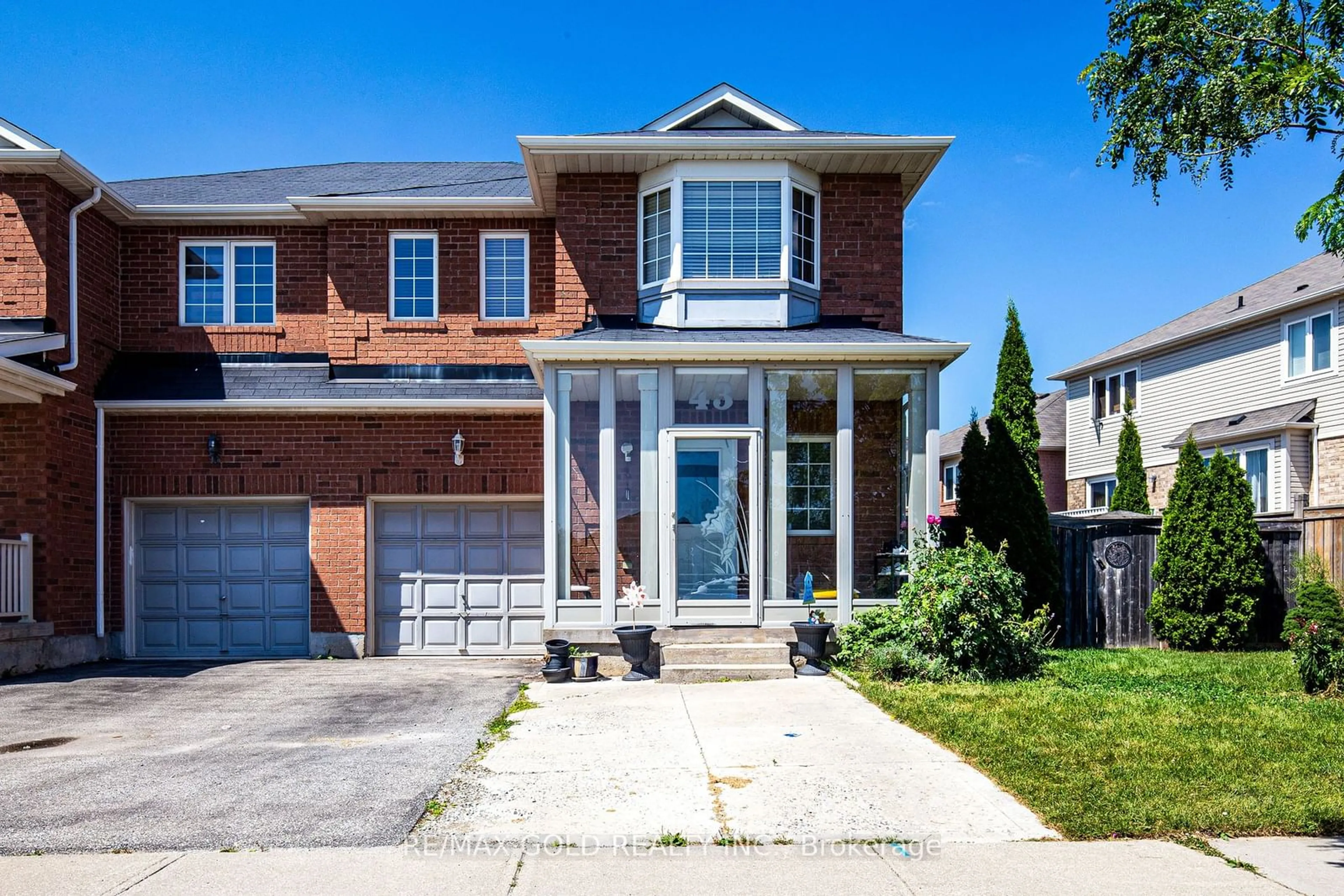 Home with brick exterior material for 43 Personna Circ, Brampton Ontario L6X 0S9