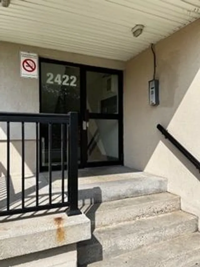 Additional property image - 2422 Keele St