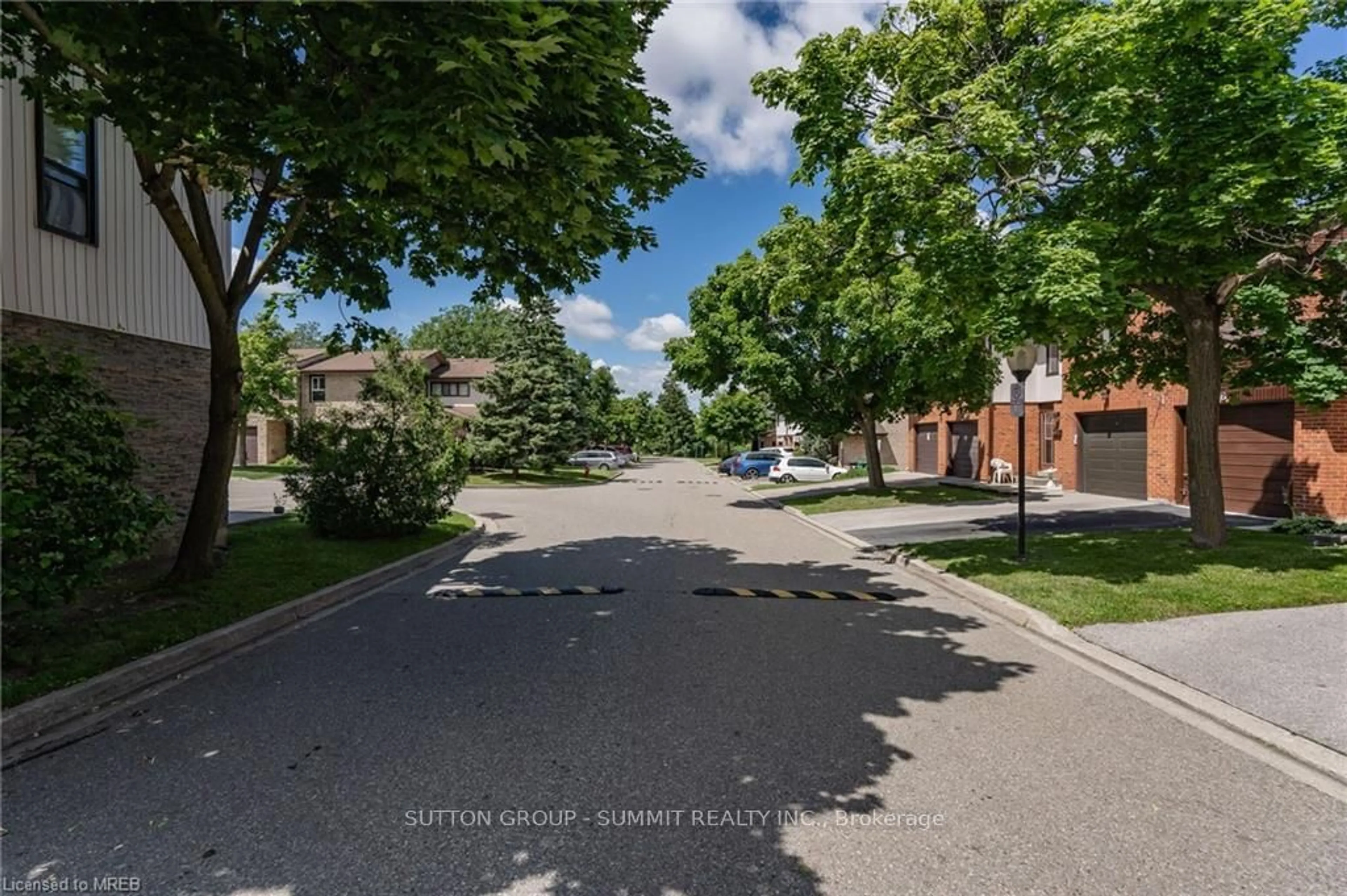 Street view for 88 Dawson Cres, Brampton Ontario L6V 3M6