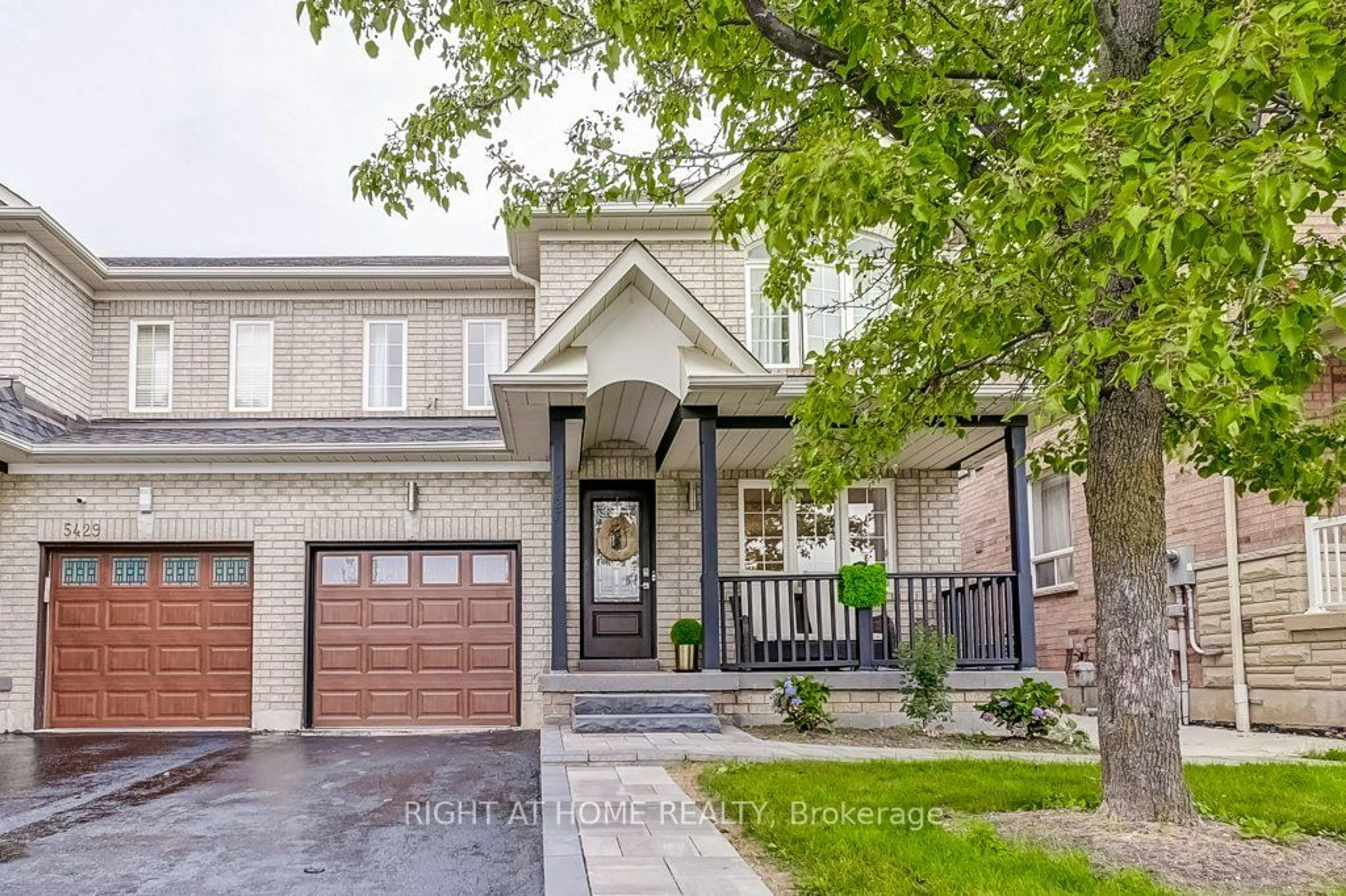 Home with brick exterior material for 5427 Longford Dr, Mississauga Ontario L5M 6L4