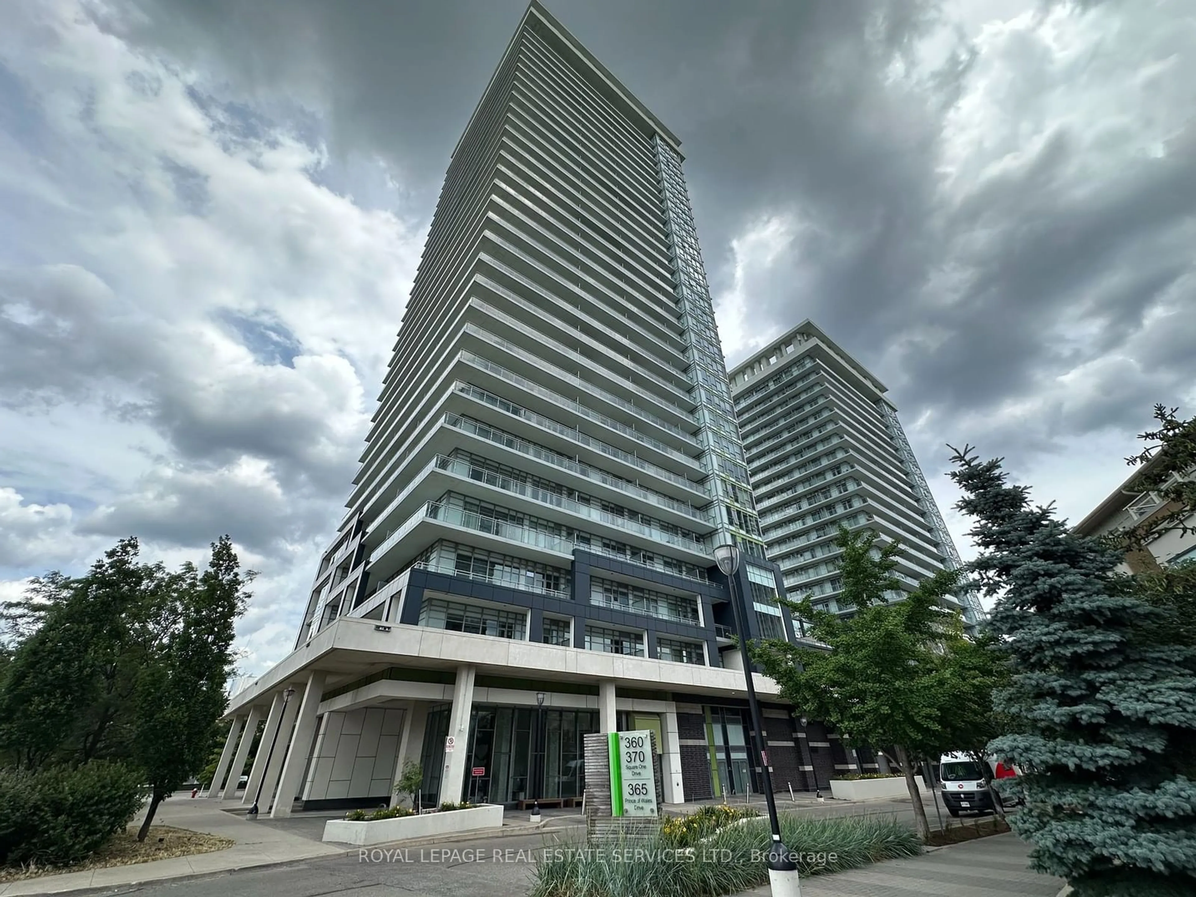 Outside view for 360 Square One Dr #602, Mississauga Ontario L5B 0E6