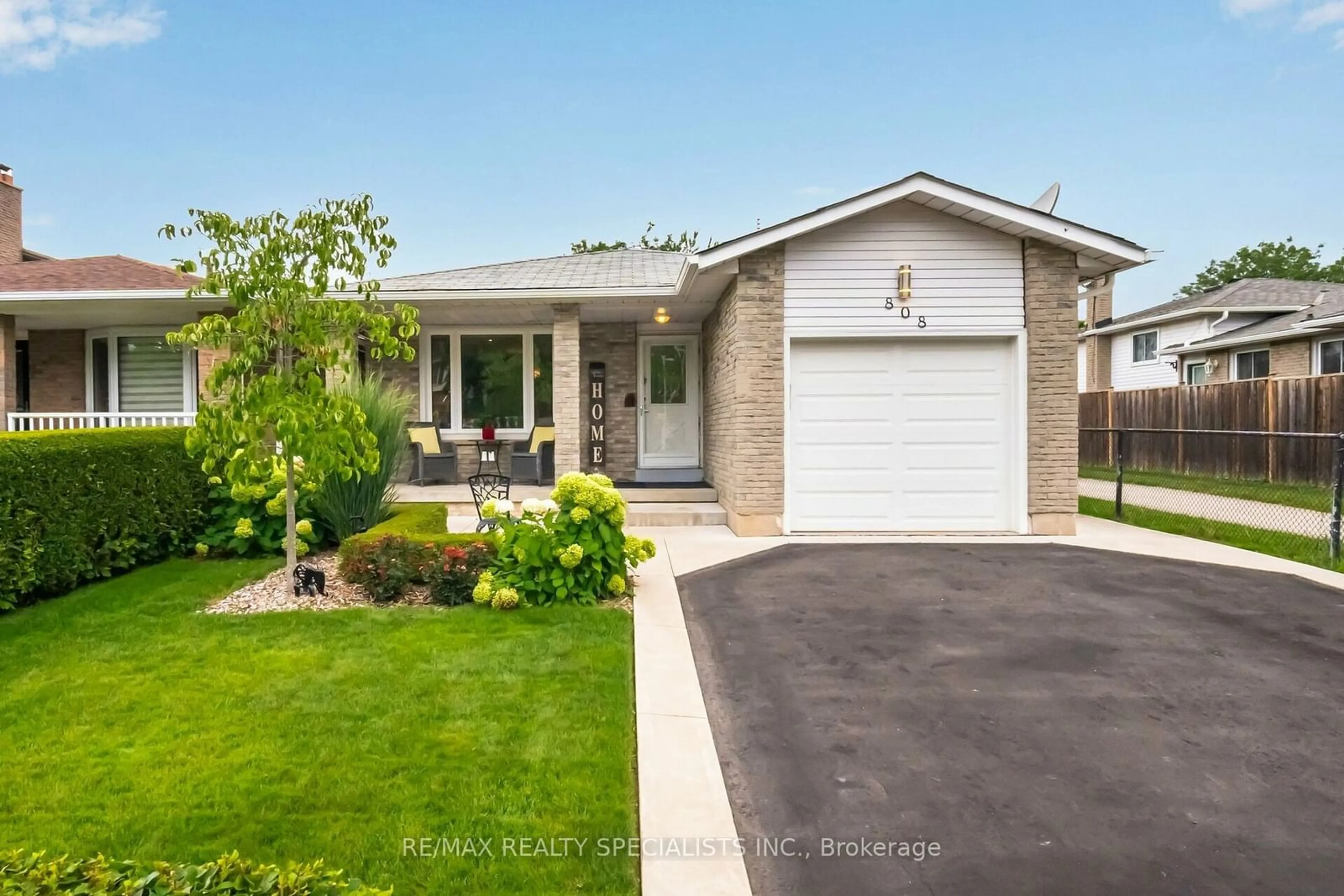 Frontside or backside of a home for 808 Coulson Ave, Milton Ontario L9T 4K4