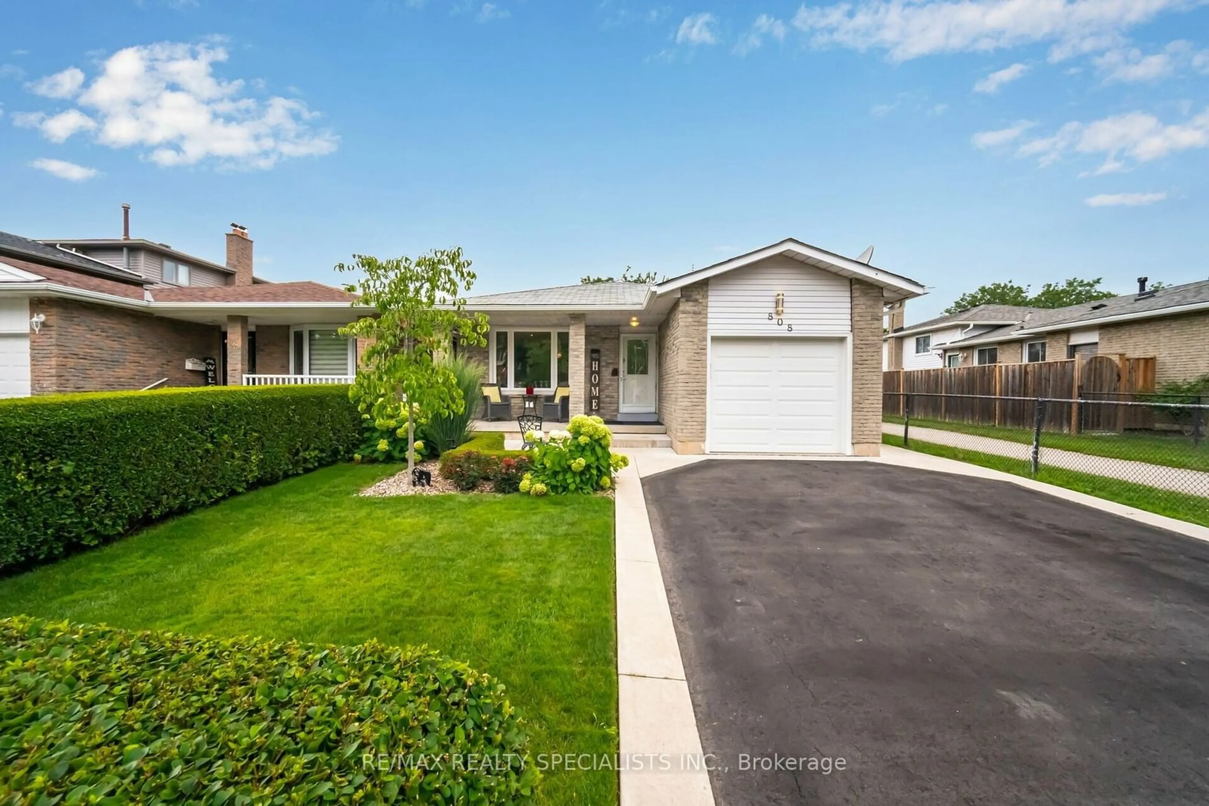 Frontside or backside of a home for 808 Coulson Ave, Milton Ontario L9T 4K4