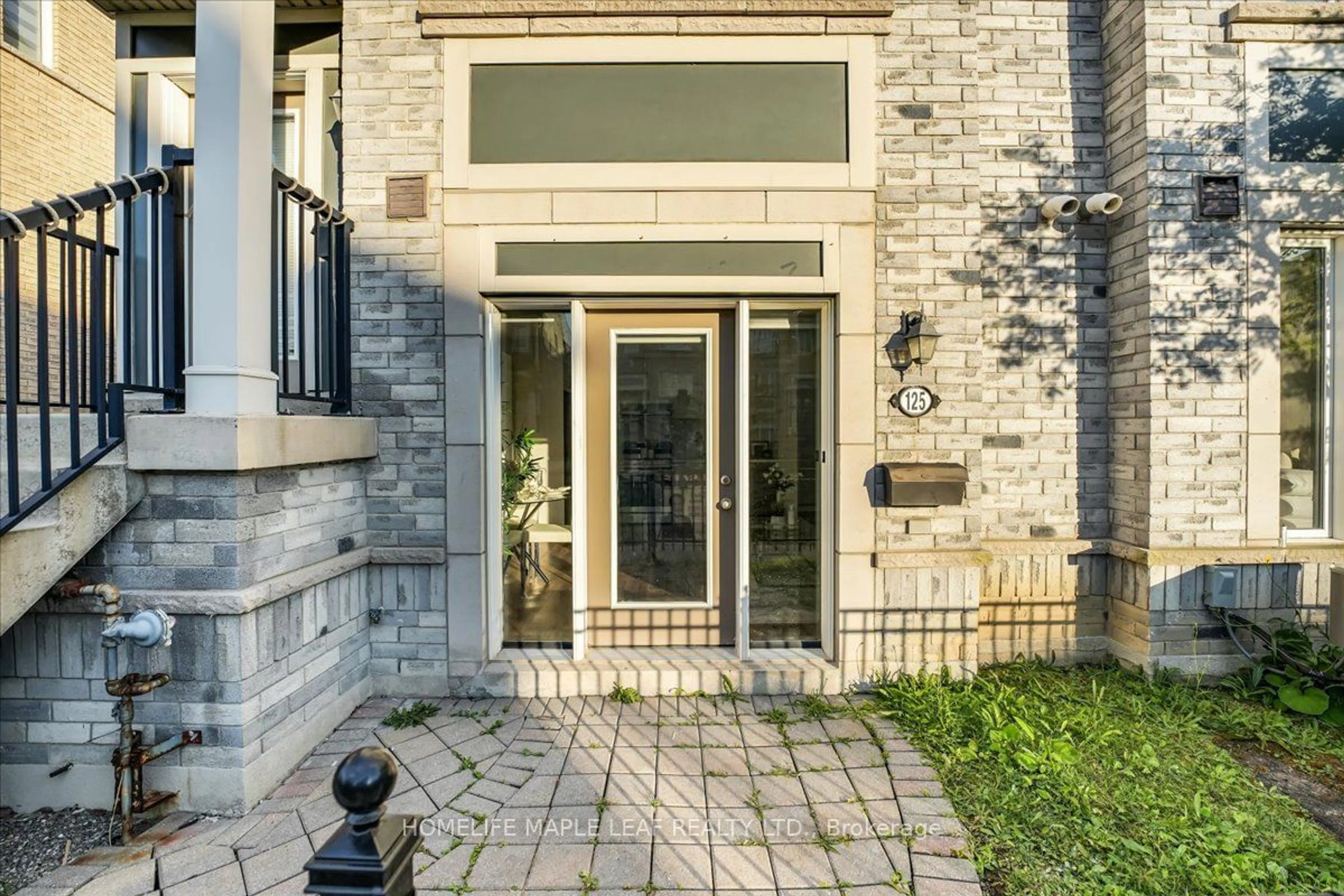 Home with brick exterior material for 3050 Erin Centre Blvd #125, Mississauga Ontario L5M 0P5