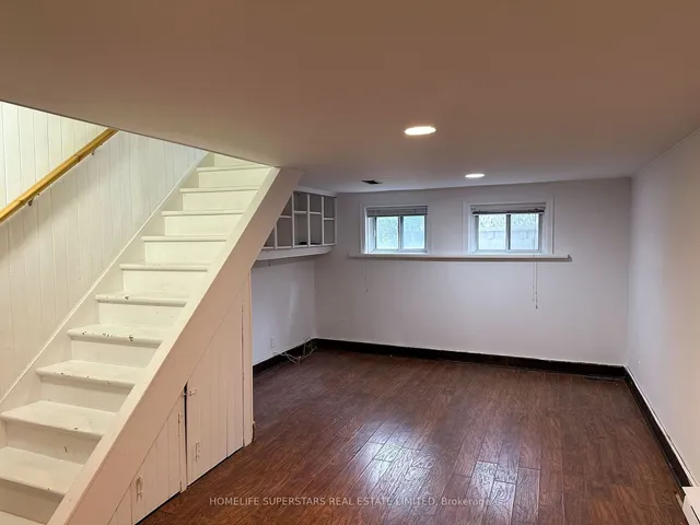 Additional property image - 461 Rathburn Rd
