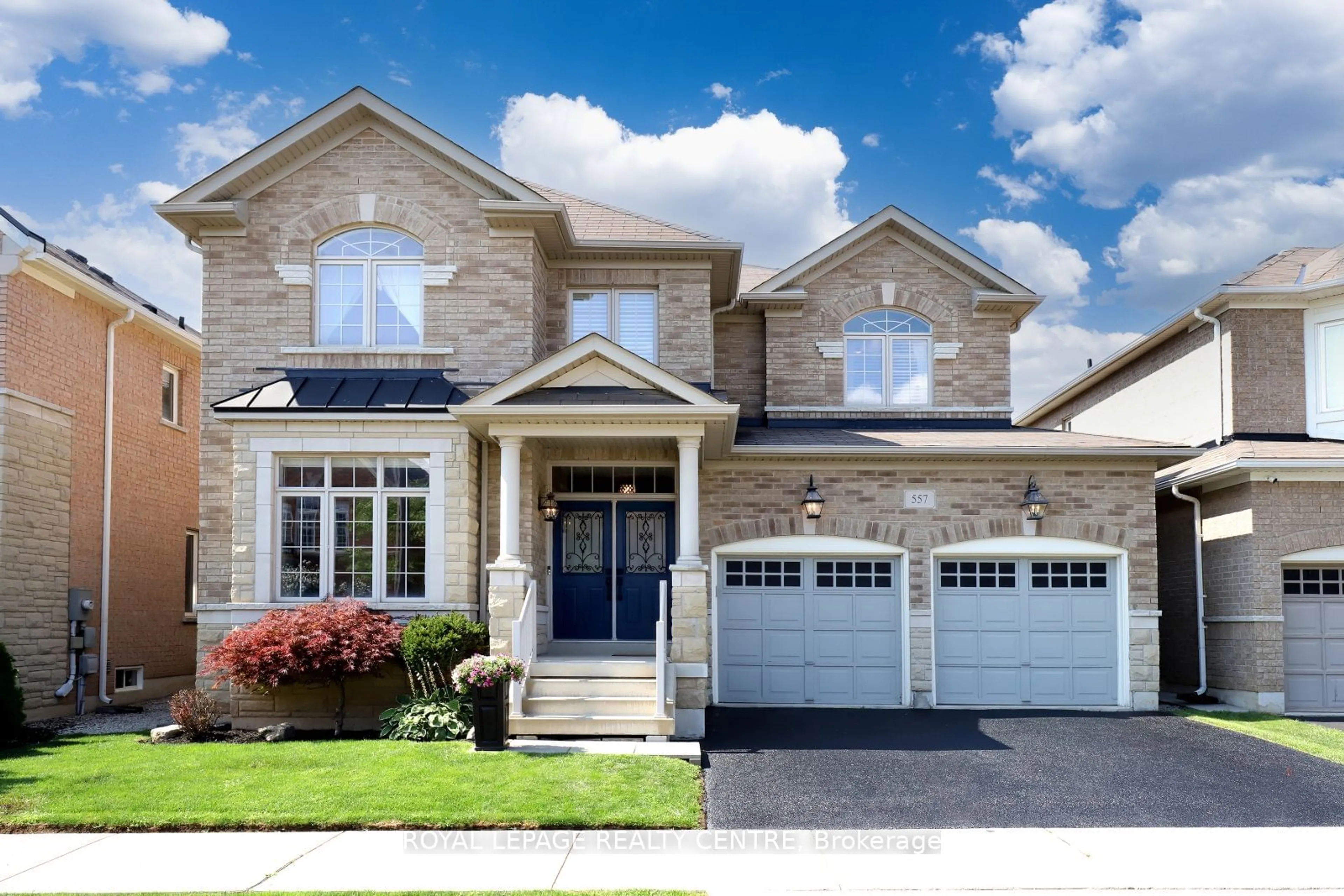 Home with brick exterior material for 557 Daniel Clarke Way, Oakville Ontario L6M 0N8