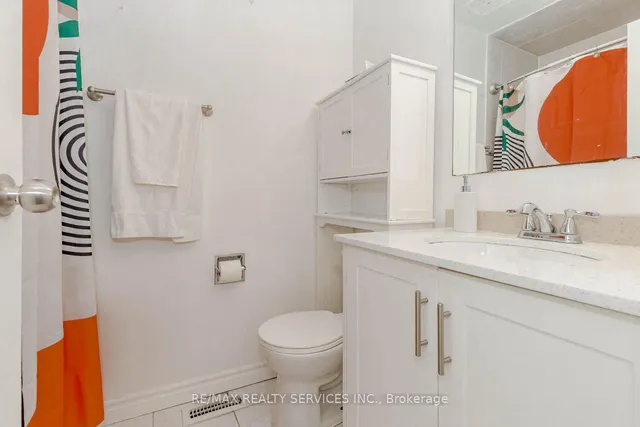 Additional property image - 82 Guildford Cres Unit 82