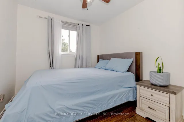 Additional property image - 82 Guildford Cres Unit 82