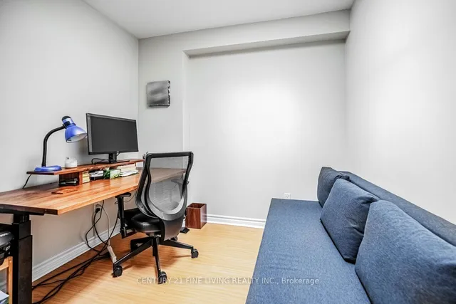 Additional image 9 of 3048 Dundas St