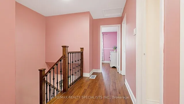 Additional property image - 11 Cavalier Crt