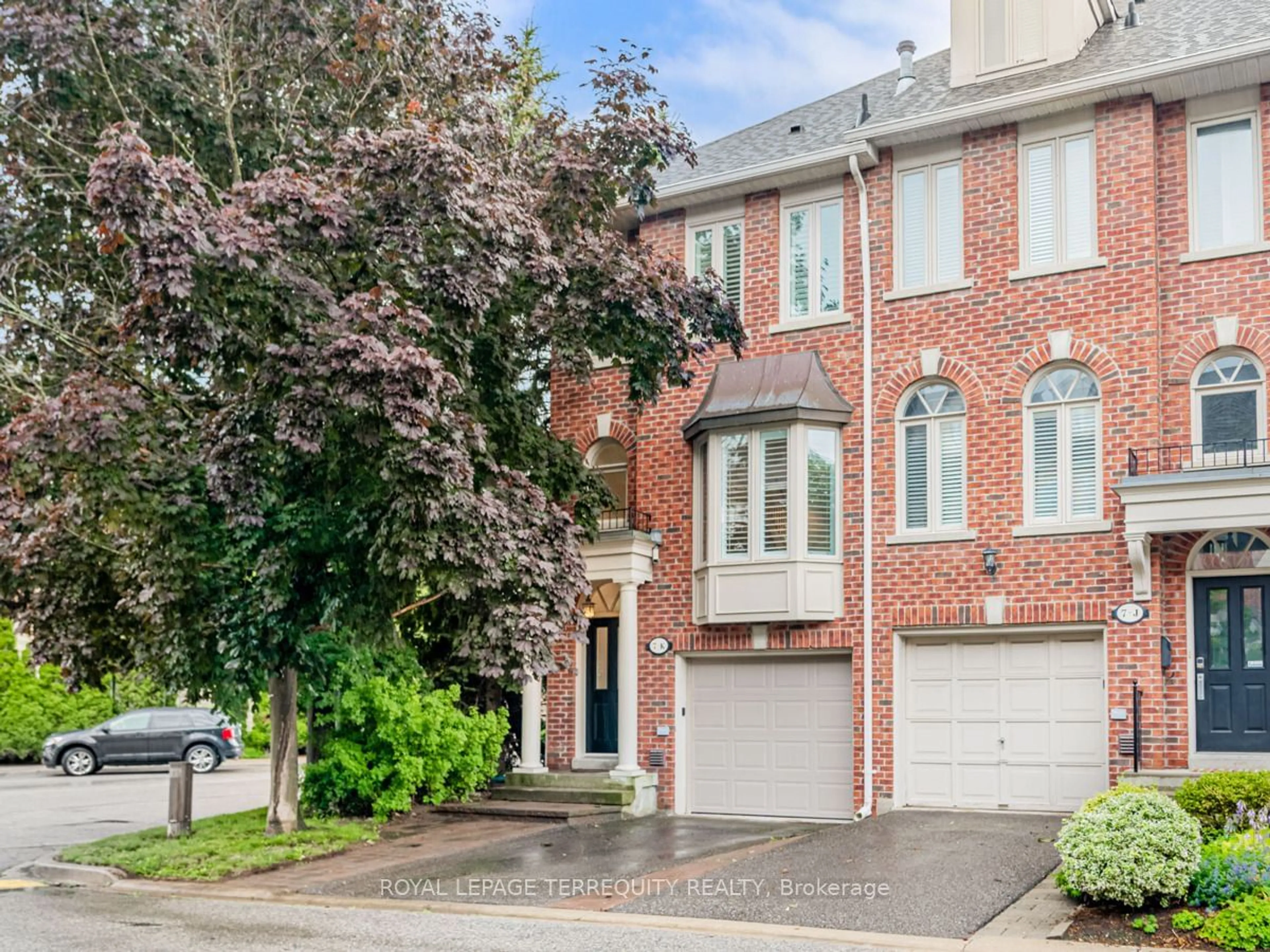 A pic from exterior of the house or condo, the street view for 7K Brussels St, Toronto Ontario M8Y 1H2