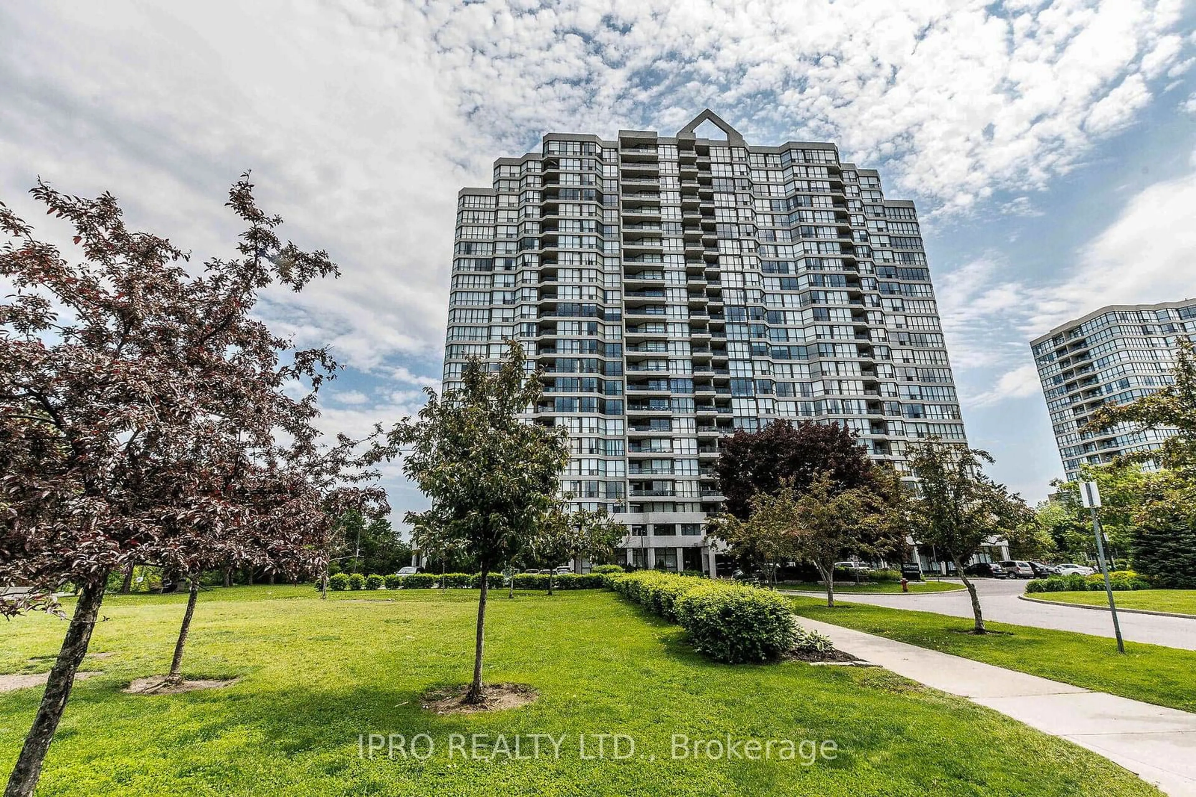 A pic from exterior of the house or condo for 3 Rowntree Rd #2109, Toronto Ontario M9V 5G8