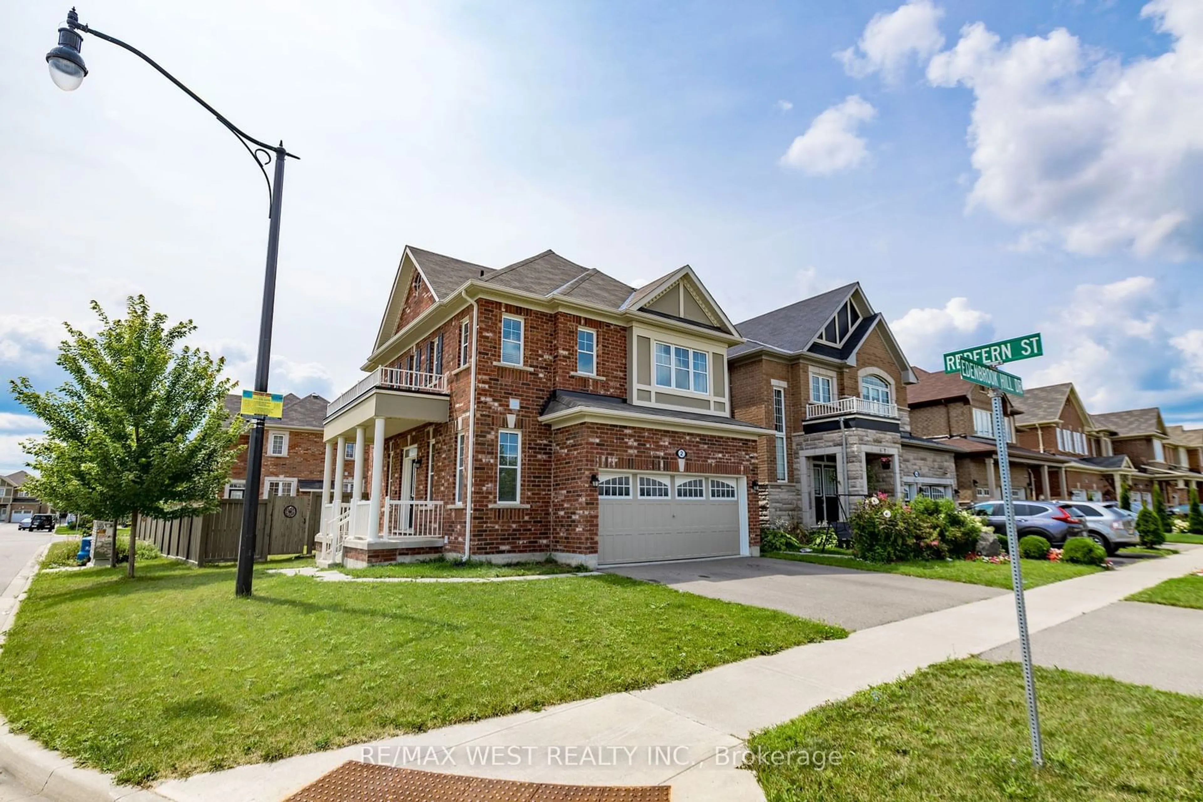 Home with brick exterior material for 2 Redfern St, Brampton Ontario L7A 4T7