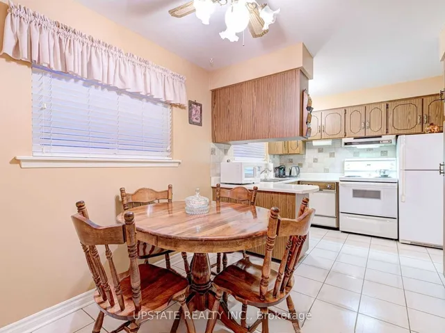Additional property image - 152 Vodden St