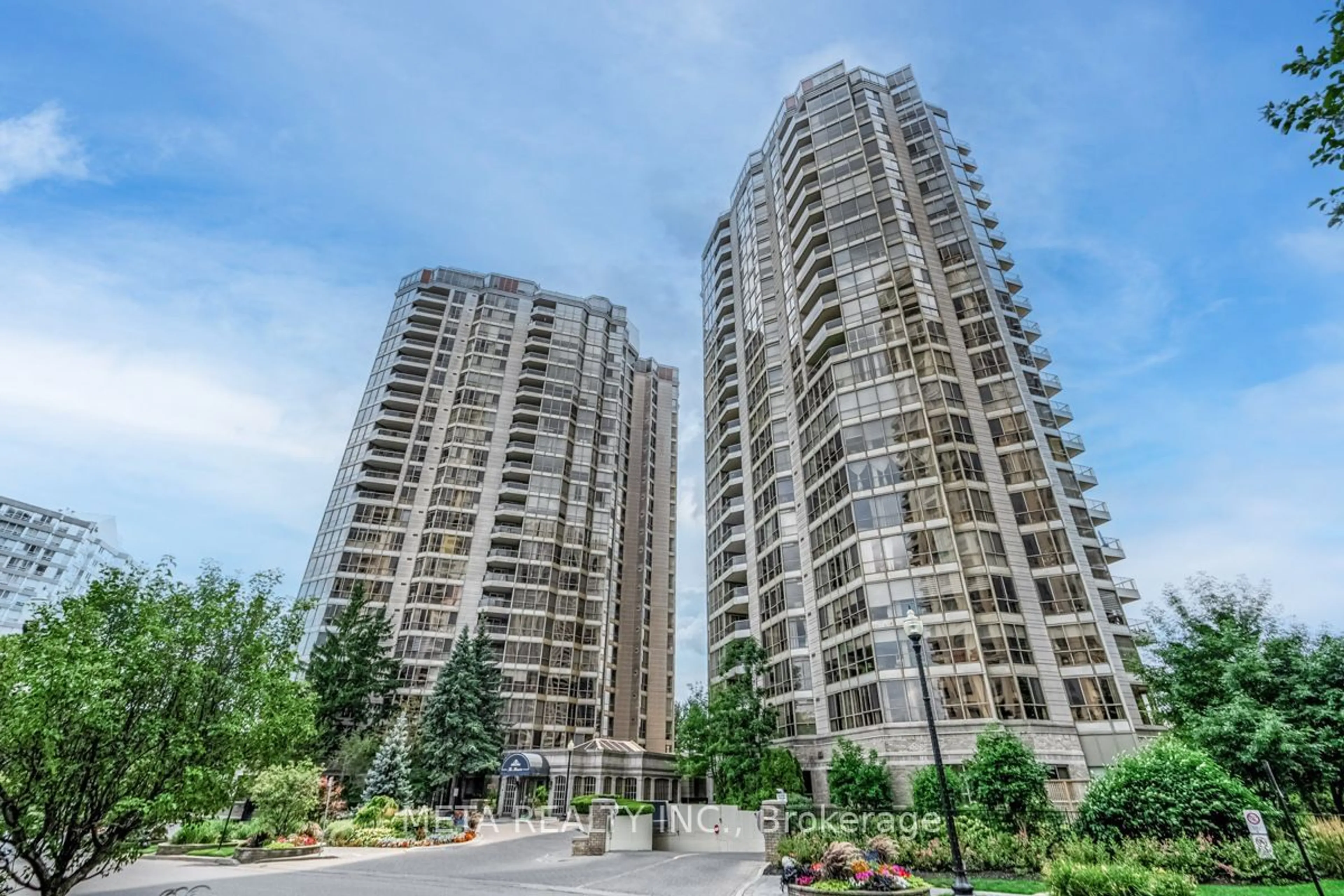 A pic from exterior of the house or condo, the view of city buildings for 55 Kingsbridge Garden Circ #501, Mississauga Ontario L5R 1Y1