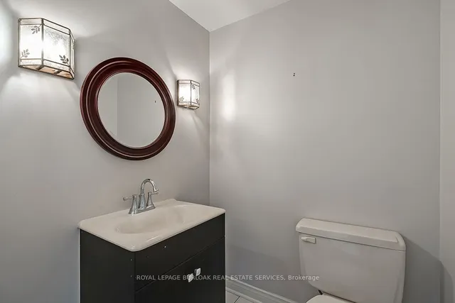 Additional property image - 5250 Lakeshore Rd Unit 1009