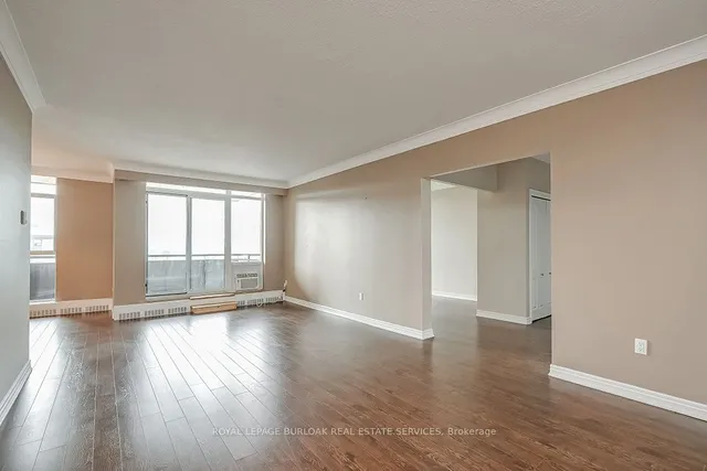 Additional property image - 5250 Lakeshore Rd Unit 1009
