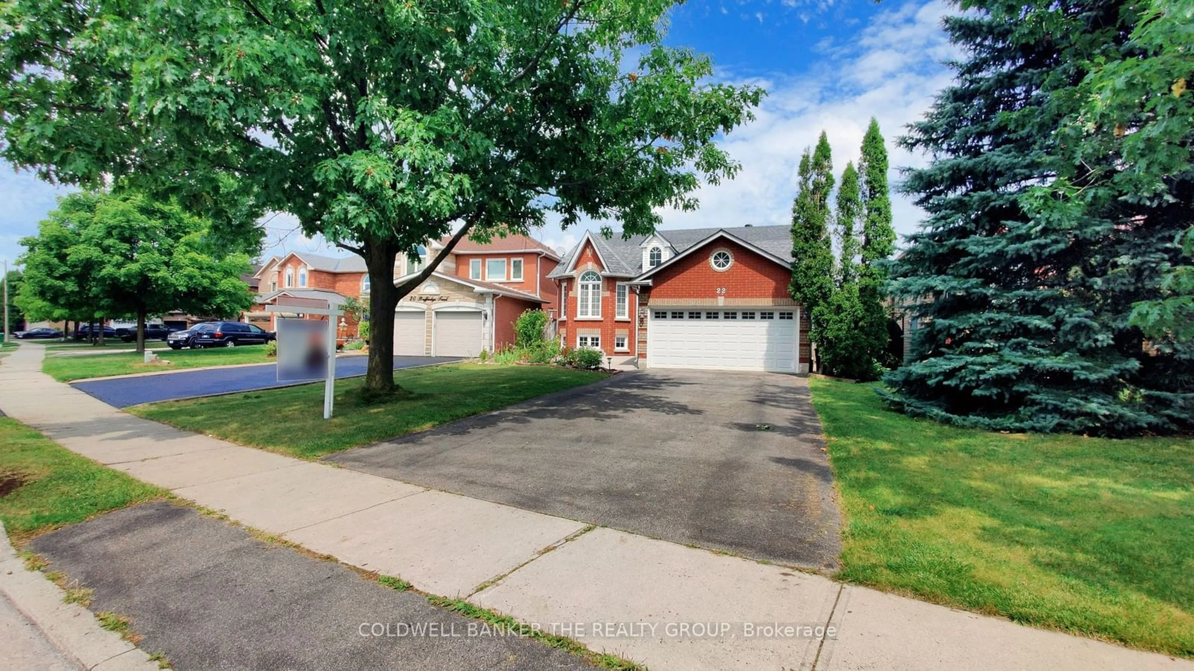 Frontside or backside of a home for 22 Buffridge Tr, Brampton Ontario L7A 1H2