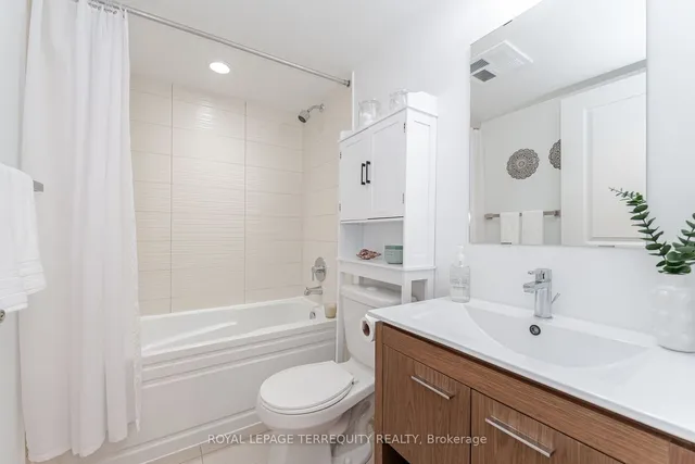 Additional property image - 80 Esther Lorrie Dr Unit 503