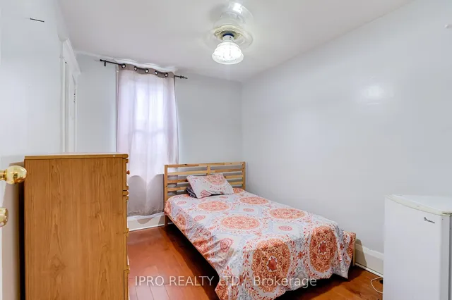 Additional property image - 16 Pryor Ave