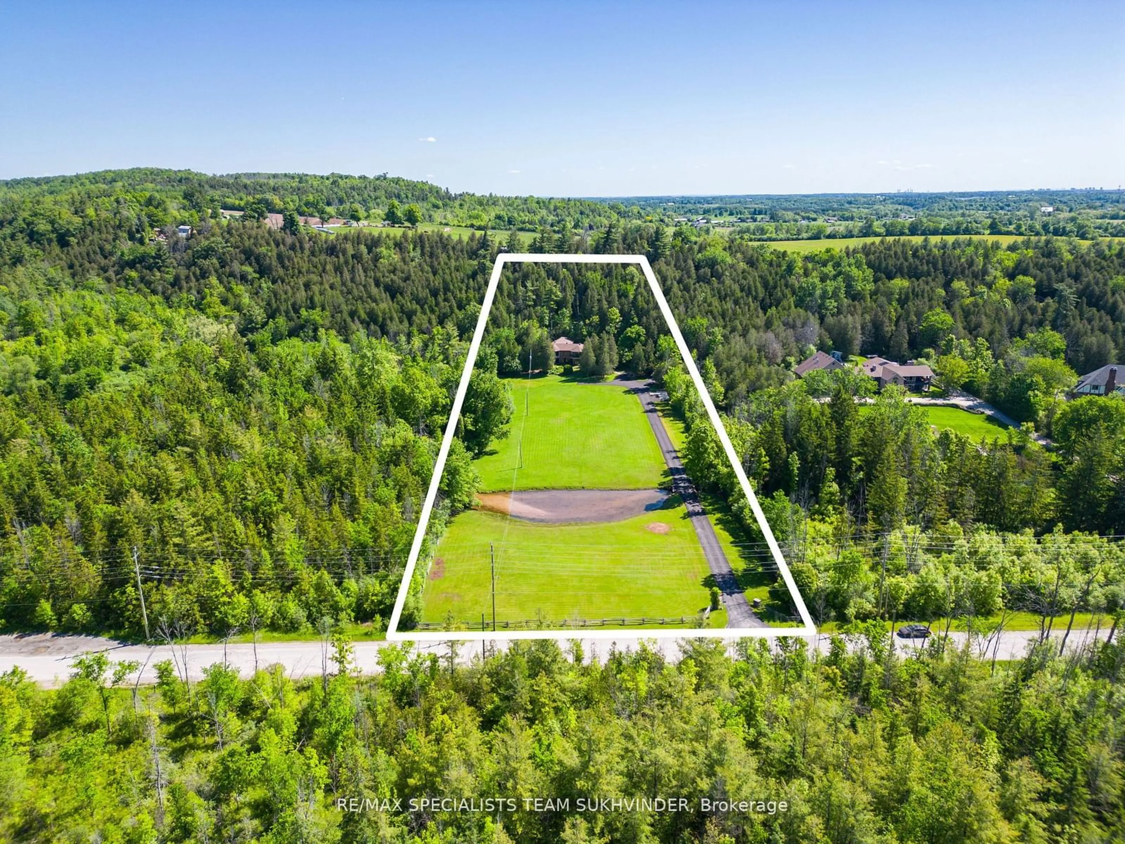 Forest view for 13061 Eighth Line, Halton Hills Ontario L7G 4S4