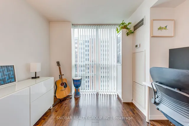 Additional property image - 7 Michael Power Pl Unit 803