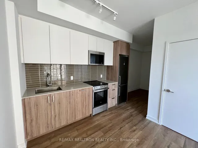 Additional property image - 1787 St Clair Ave Unit 604