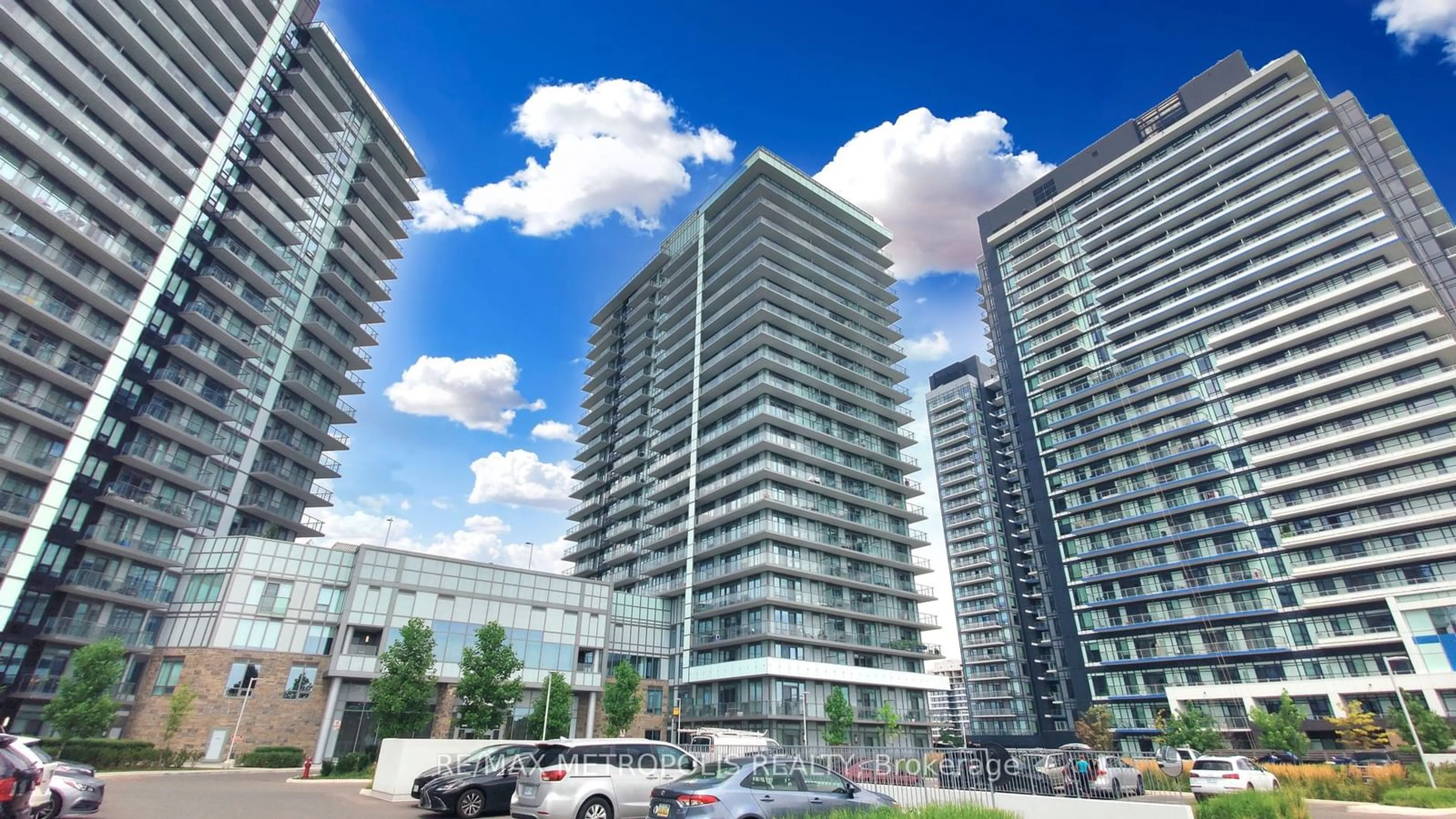 A pic from exterior of the house or condo for 4675 Metcalfe Ave #1609A, Mississauga Ontario L5M 0Z8