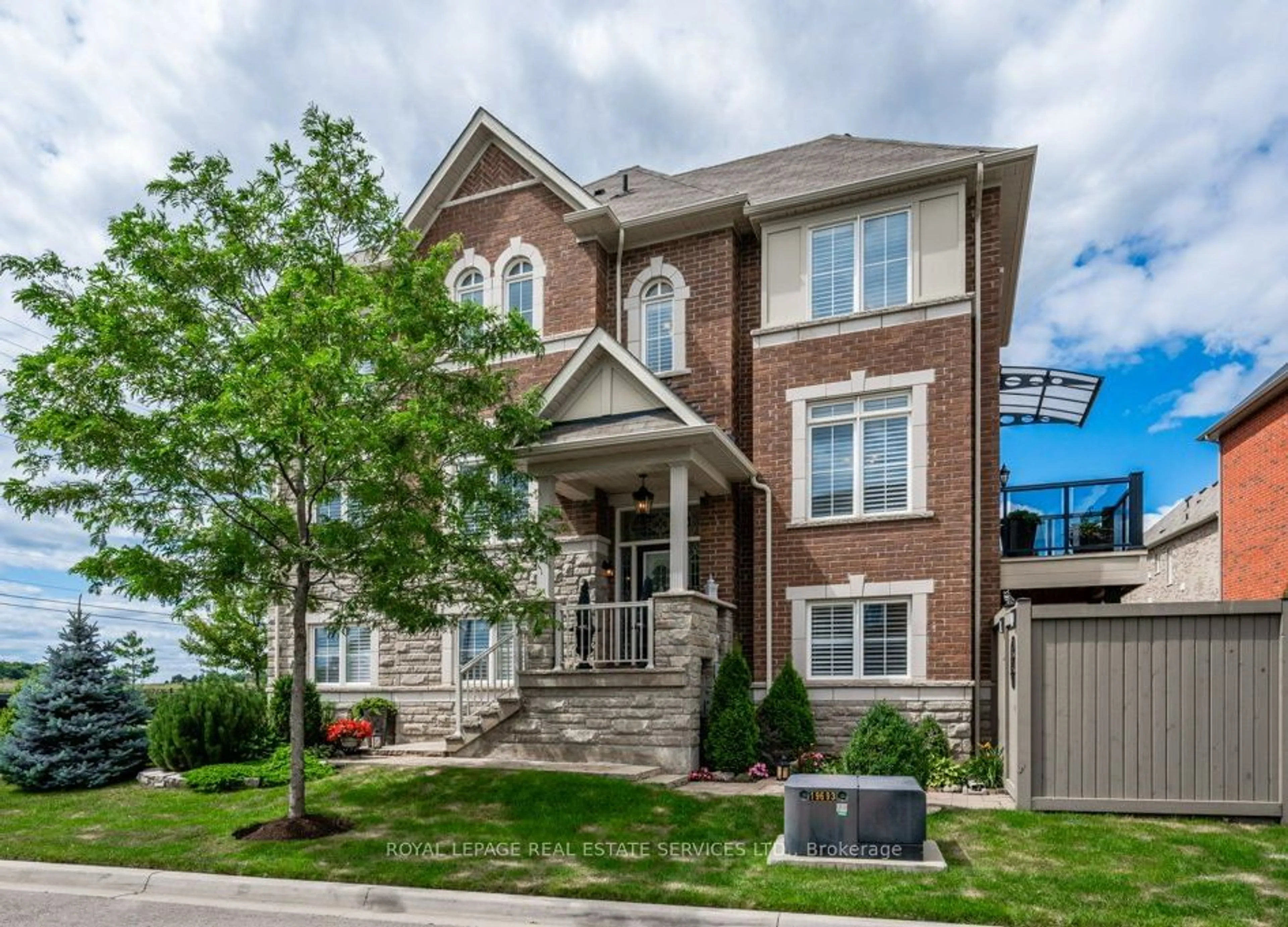 Home with brick exterior material for 25 Rockman Cres, Brampton Ontario L7A 4B4