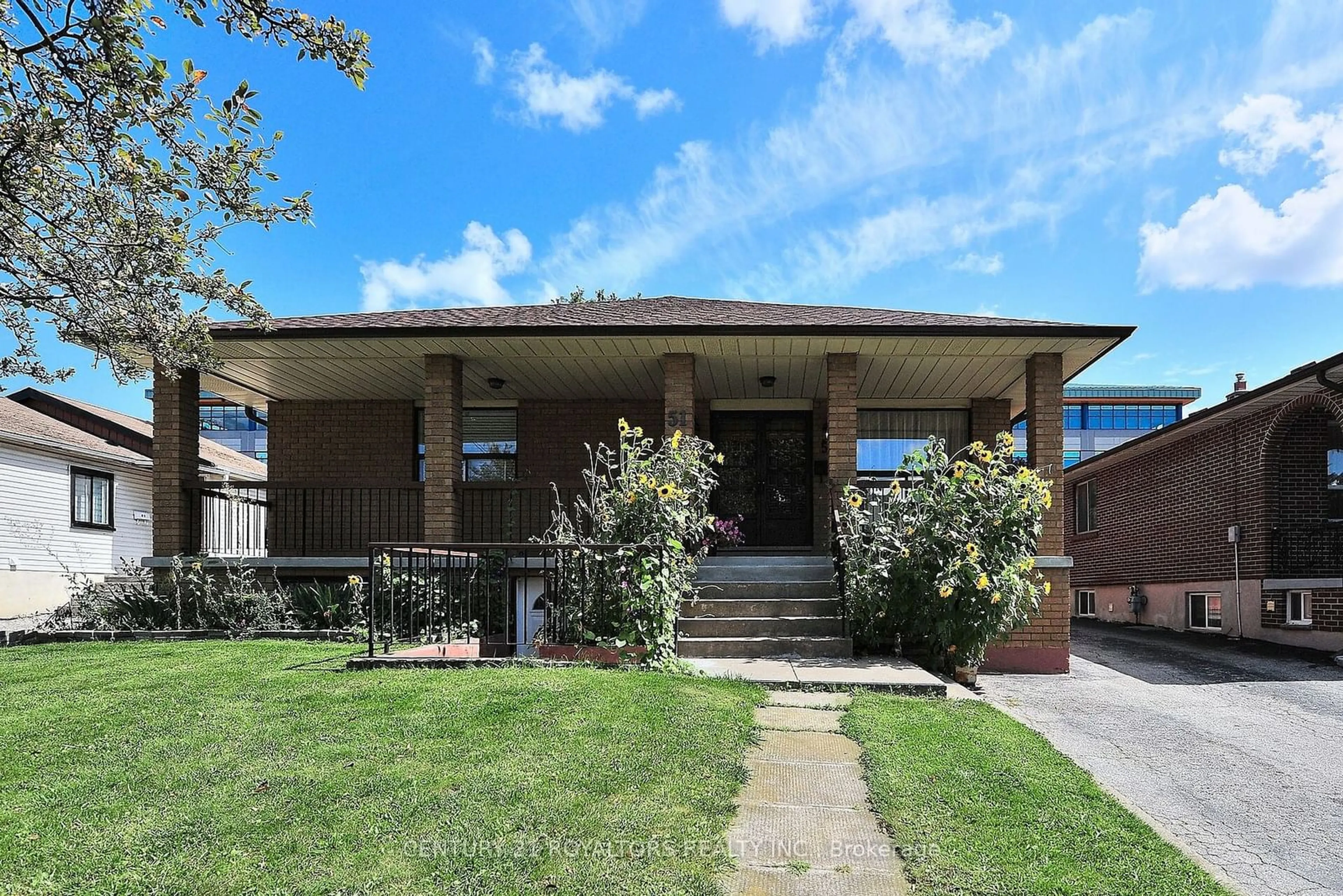 Outside view for 51 Ridge Rd, Toronto Ontario M3M 1C6