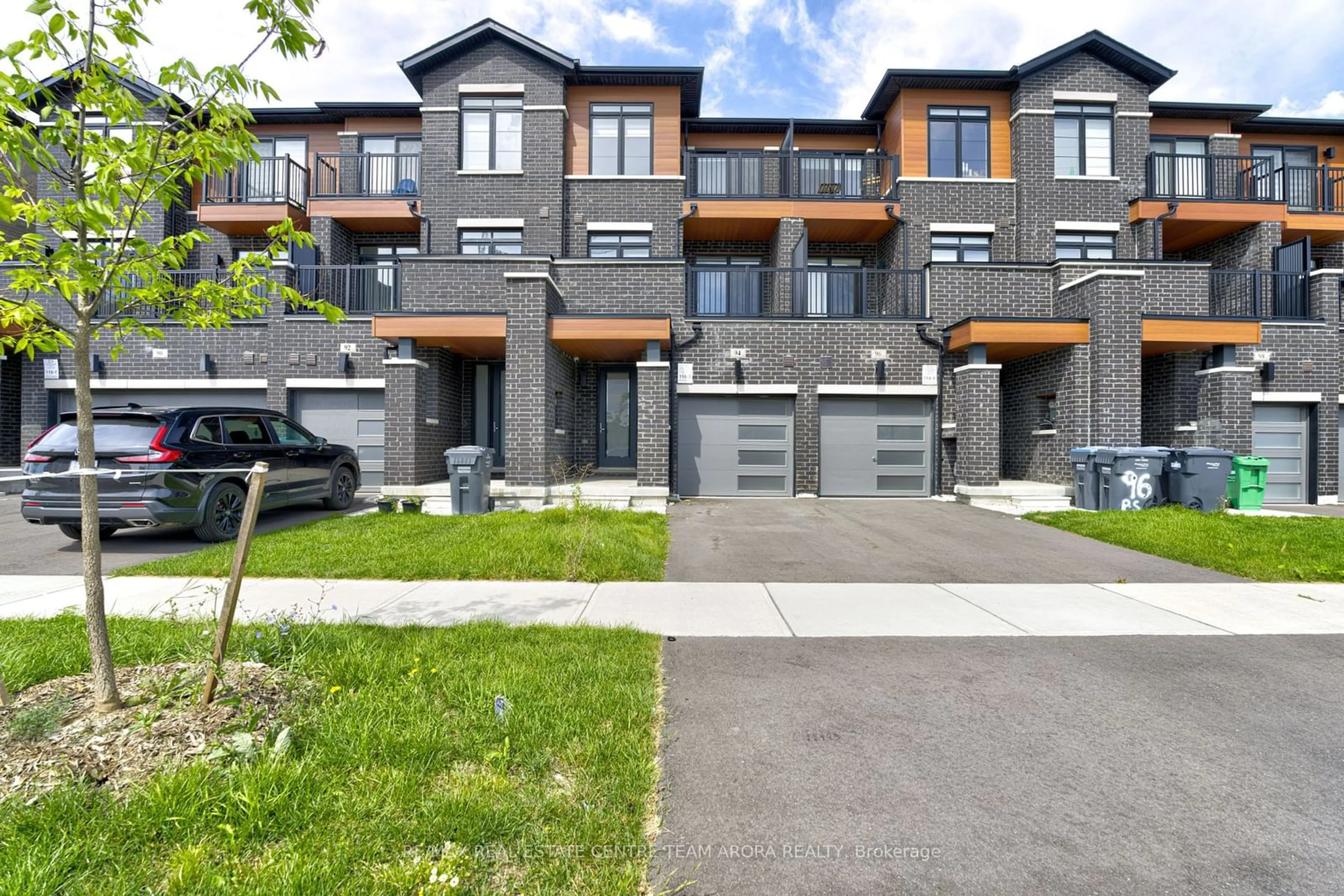 A pic from exterior of the house or condo for 94 Purple Sage Dr, Brampton Ontario L6P 4P2