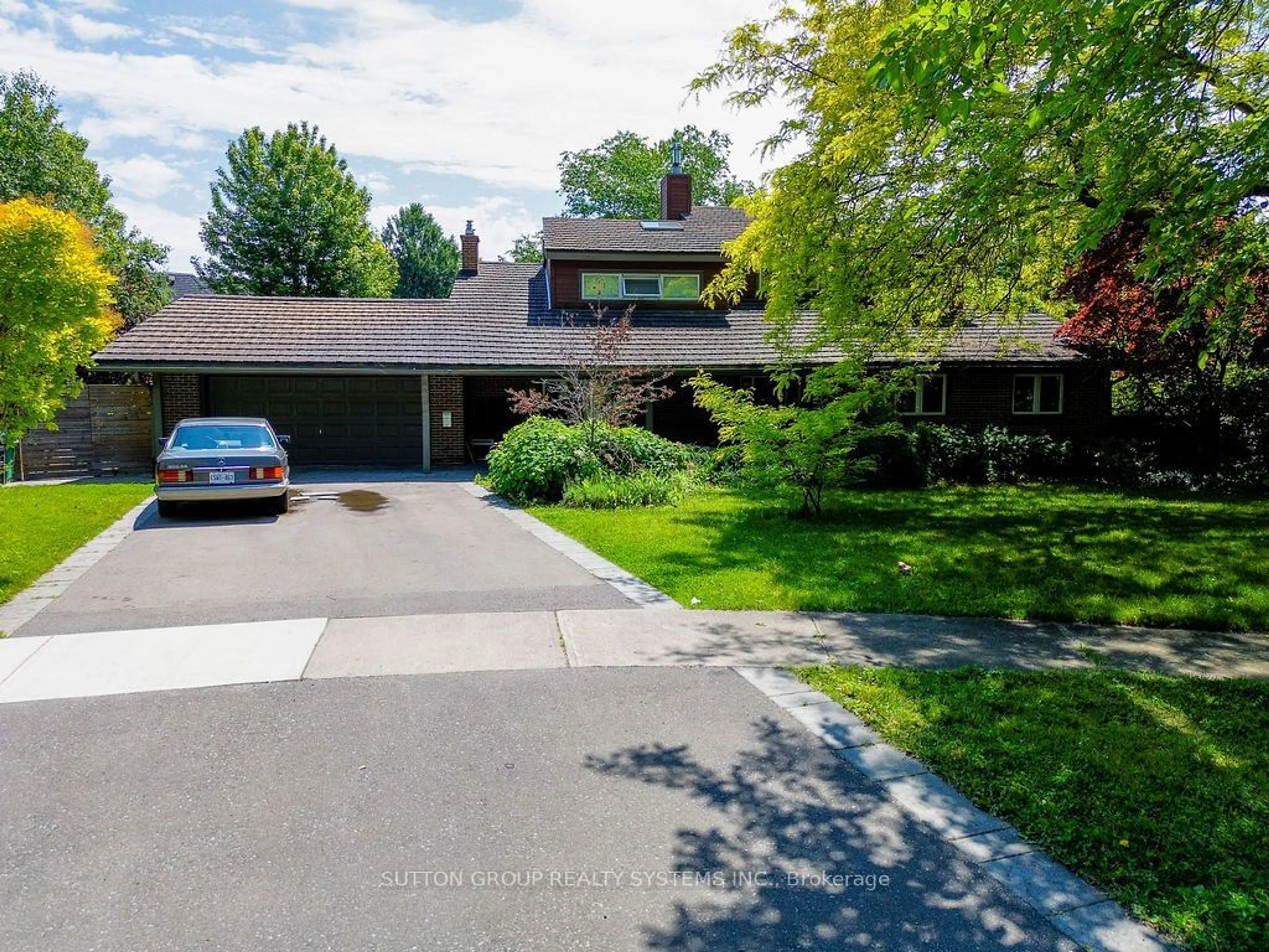 Frontside or backside of a home for 1460 Halyard Crt, Mississauga Ontario L5J 1B1