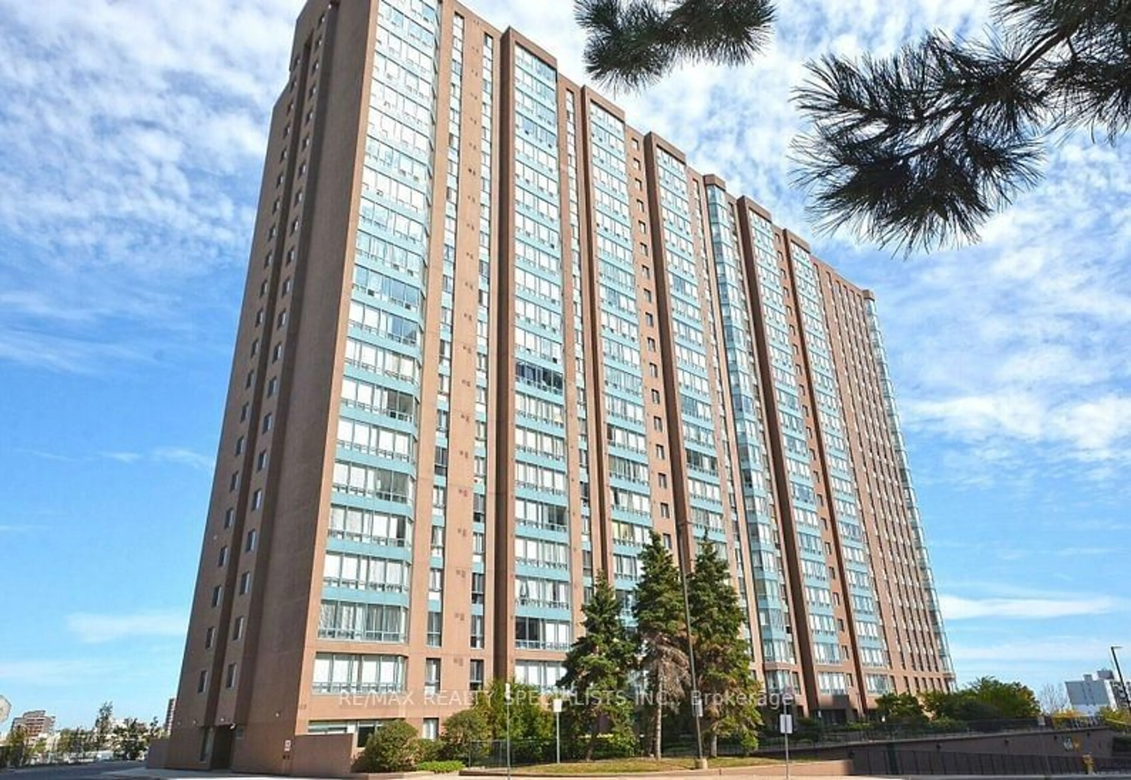 A pic from exterior of the house or condo for 115 Hillcrest Ave #203, Mississauga Ontario L5B 3Y9