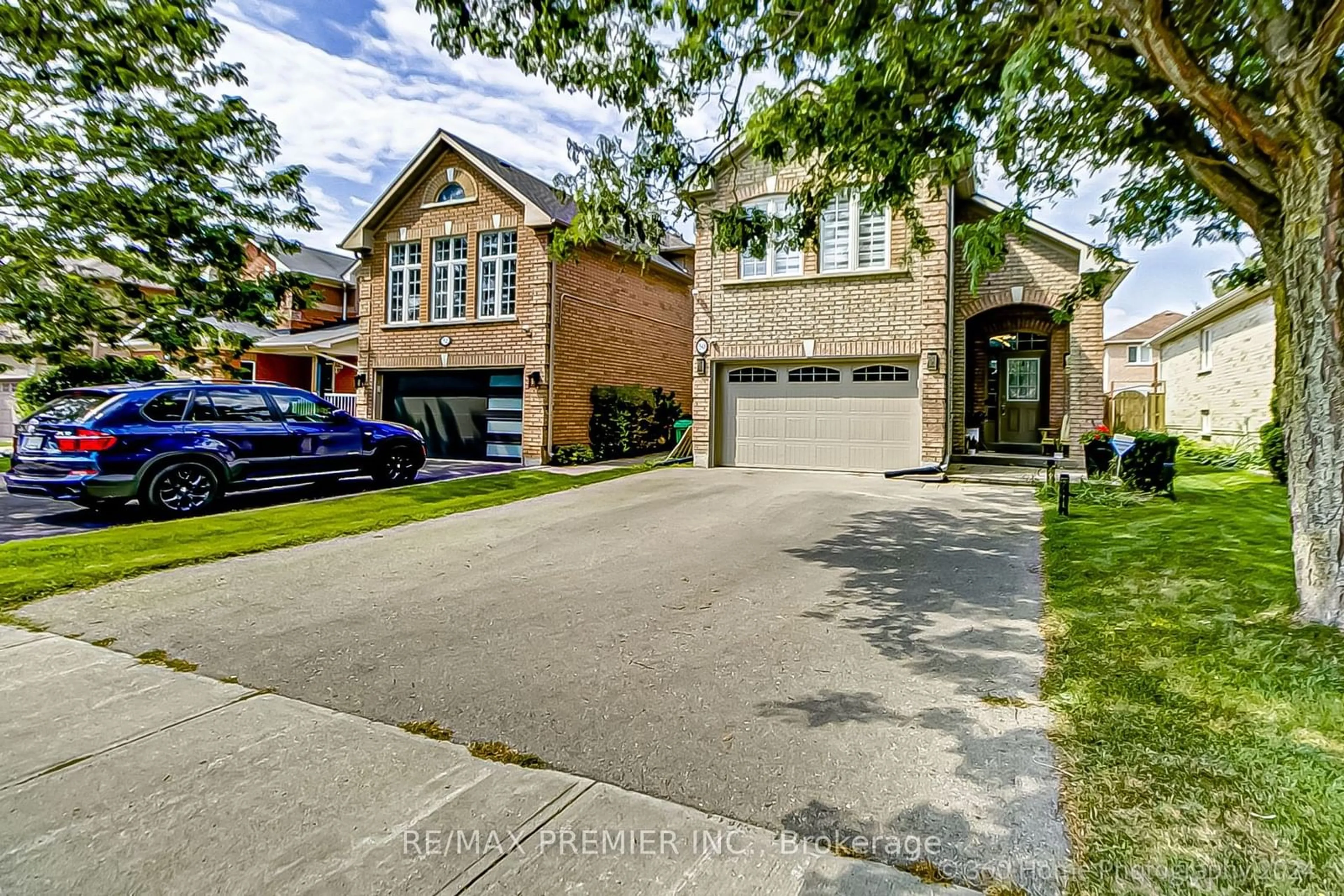 Home with brick exterior material for 50 Sunny Glen Cres, Brampton Ontario L7A 2C6