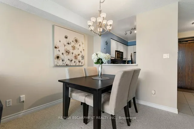 Additional property image - 1276 Maple Crossing Blvd Unit 310