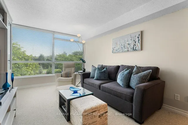 Additional property image - 1276 Maple Crossing Blvd Unit 310