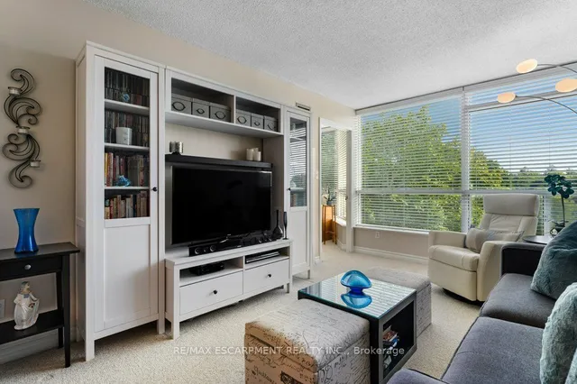 Additional property image - 1276 Maple Crossing Blvd Unit 310