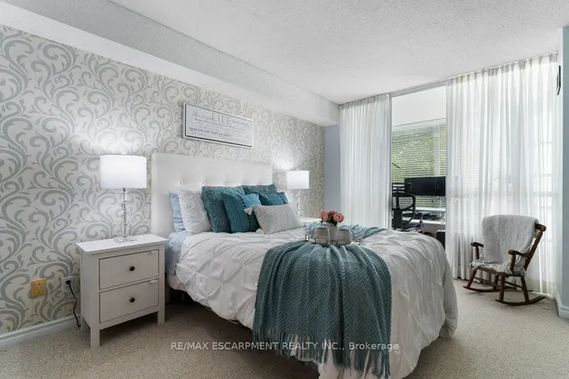 Additional property image - 1276 Maple Crossing Blvd Unit 310