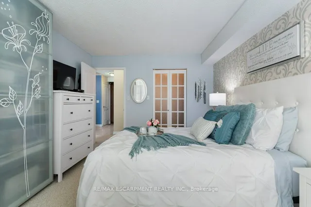 Additional property image - 1276 Maple Crossing Blvd Unit 310
